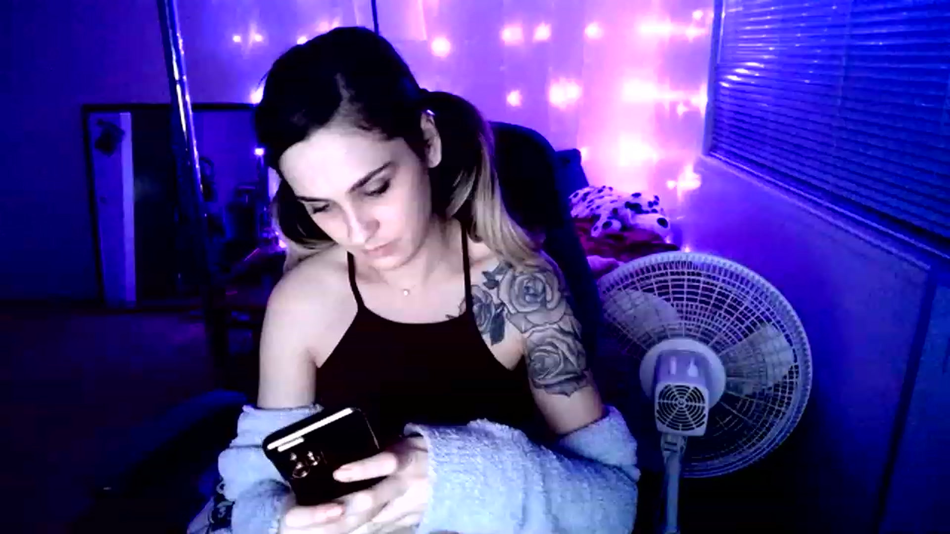 Gallery image thumbnail from MissDaliah's myfreecams stream on, 01/12/2023, 10:31 image 11 of 20