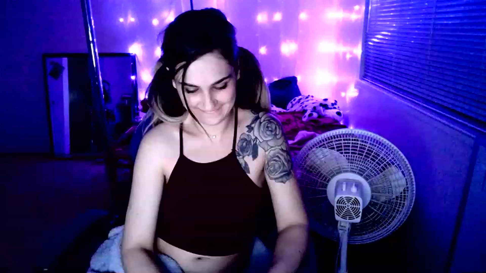 Gallery image thumbnail from MissDaliah's myfreecams stream on, 01/12/2023, 10:31 image 16 of 20