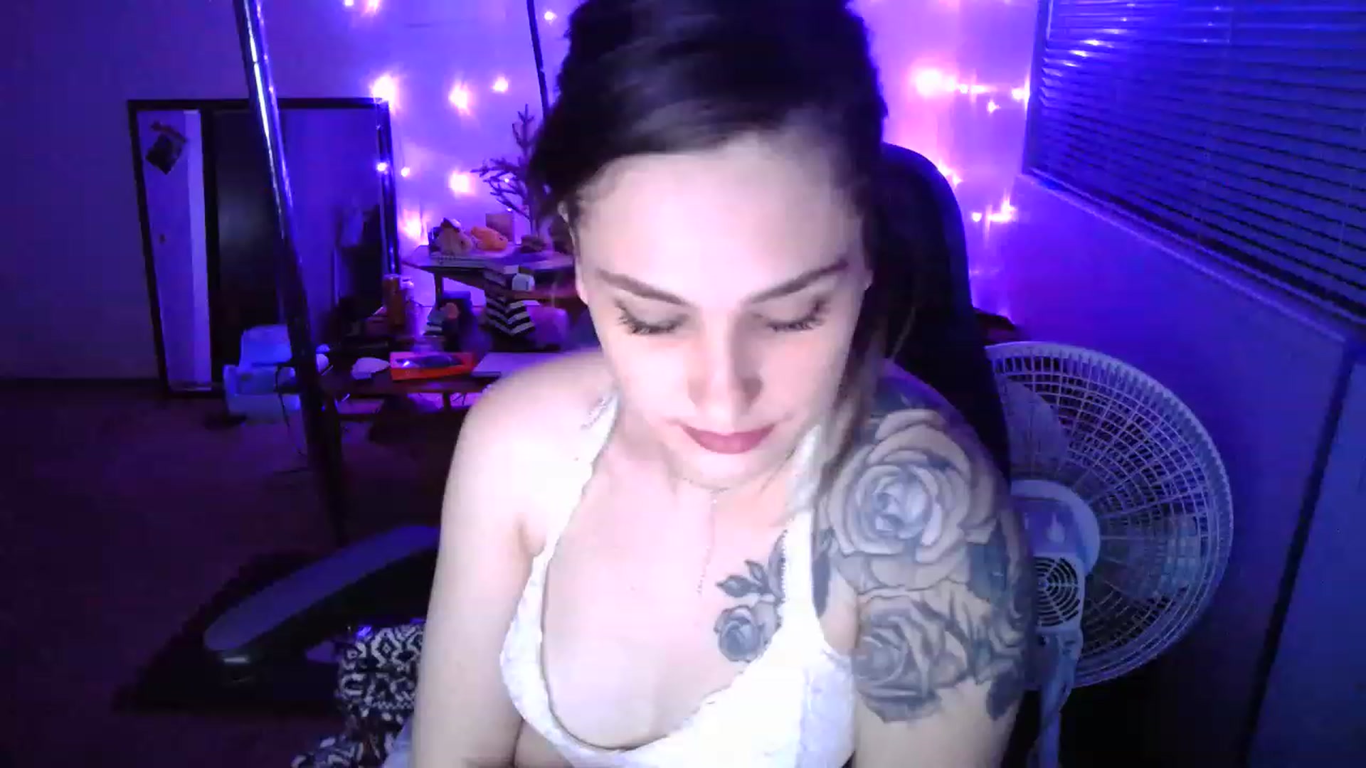 Gallery image thumbnail from MissDaliah's myfreecams stream on, 01/26/2023, 09:00 image 13 of 20