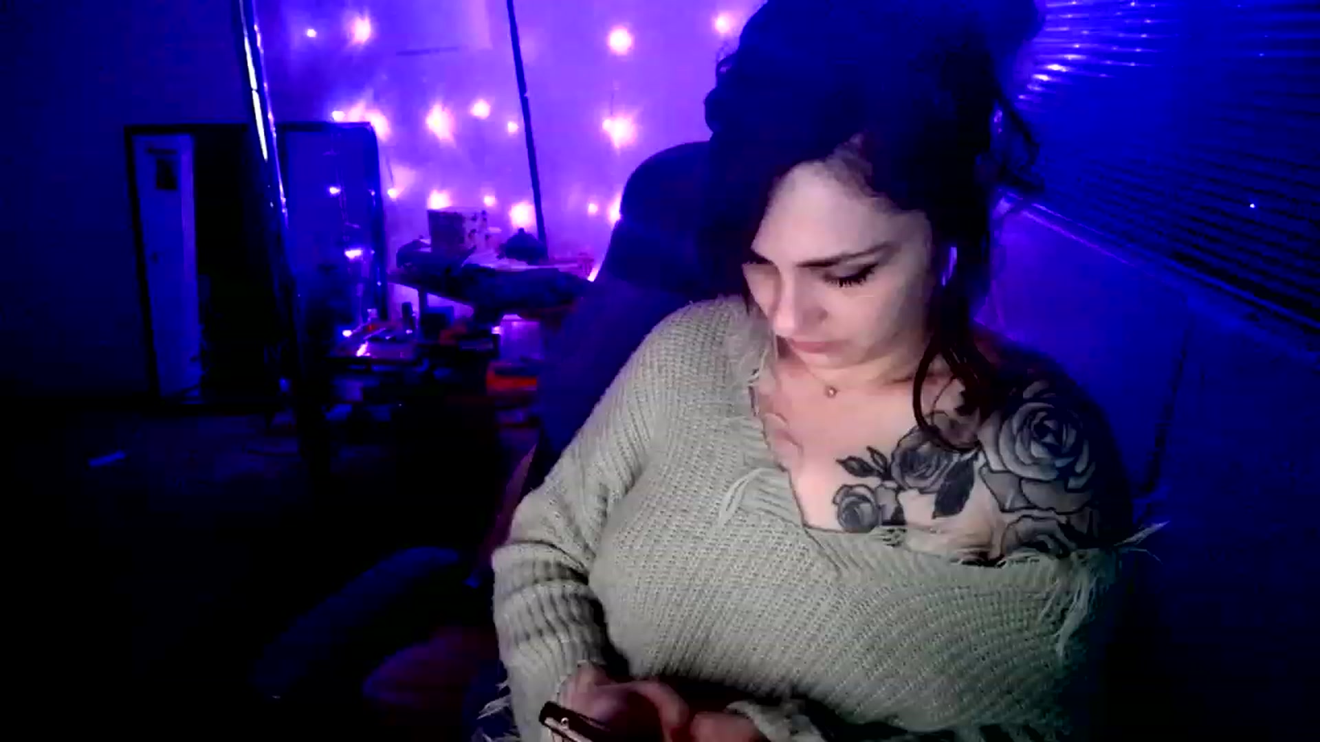 Gallery image thumbnail from MissDaliah's myfreecams stream on, 02/01/2023, 10:41 image 1 of 20