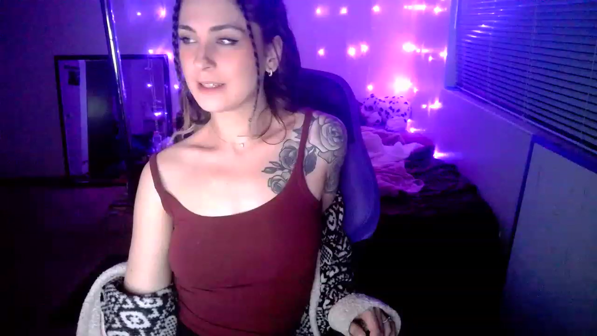Gallery image thumbnail from MissDaliah's myfreecams stream on, 02/05/2023, 10:06 image 16 of 20