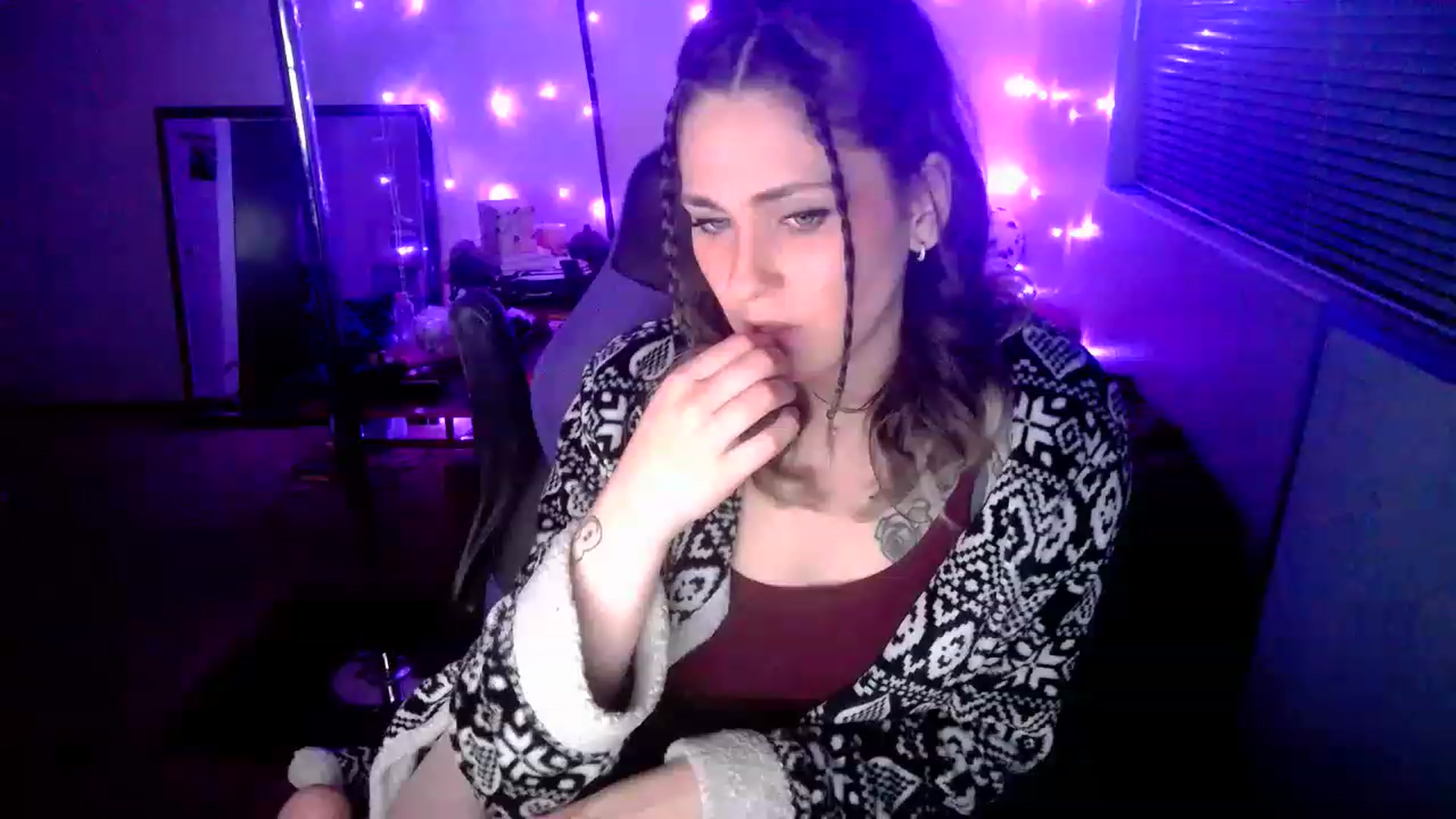 Gallery image thumbnail from MissDaliah's myfreecams stream on, 02/05/2023, 10:06 image 20 of 20
