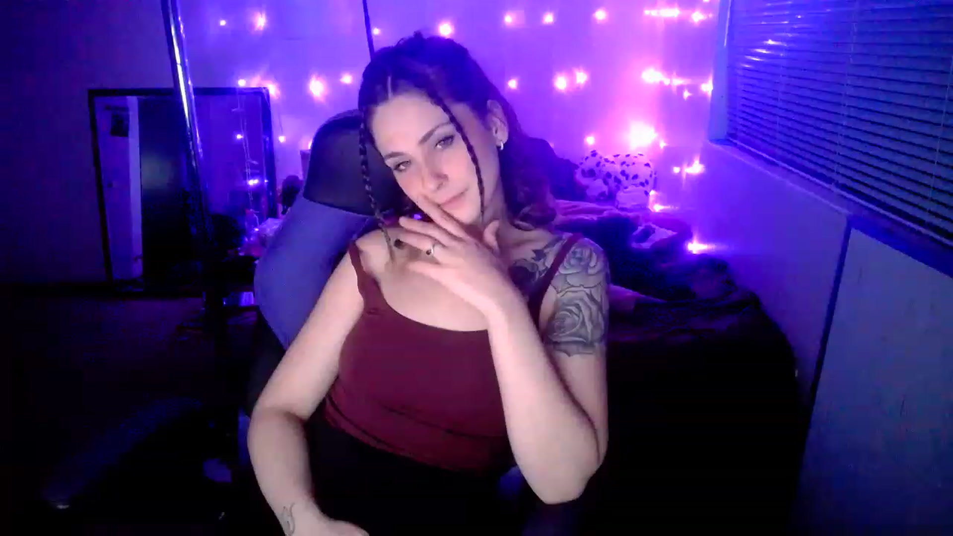 Gallery image thumbnail from MissDaliah's myfreecams stream on, 02/05/2023, 10:06 image 7 of 20