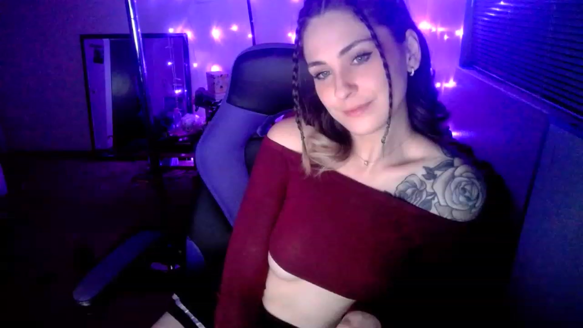 Gallery image thumbnail from MissDaliah's myfreecams stream on, 02/05/2023, 13:43 image 7 of 20