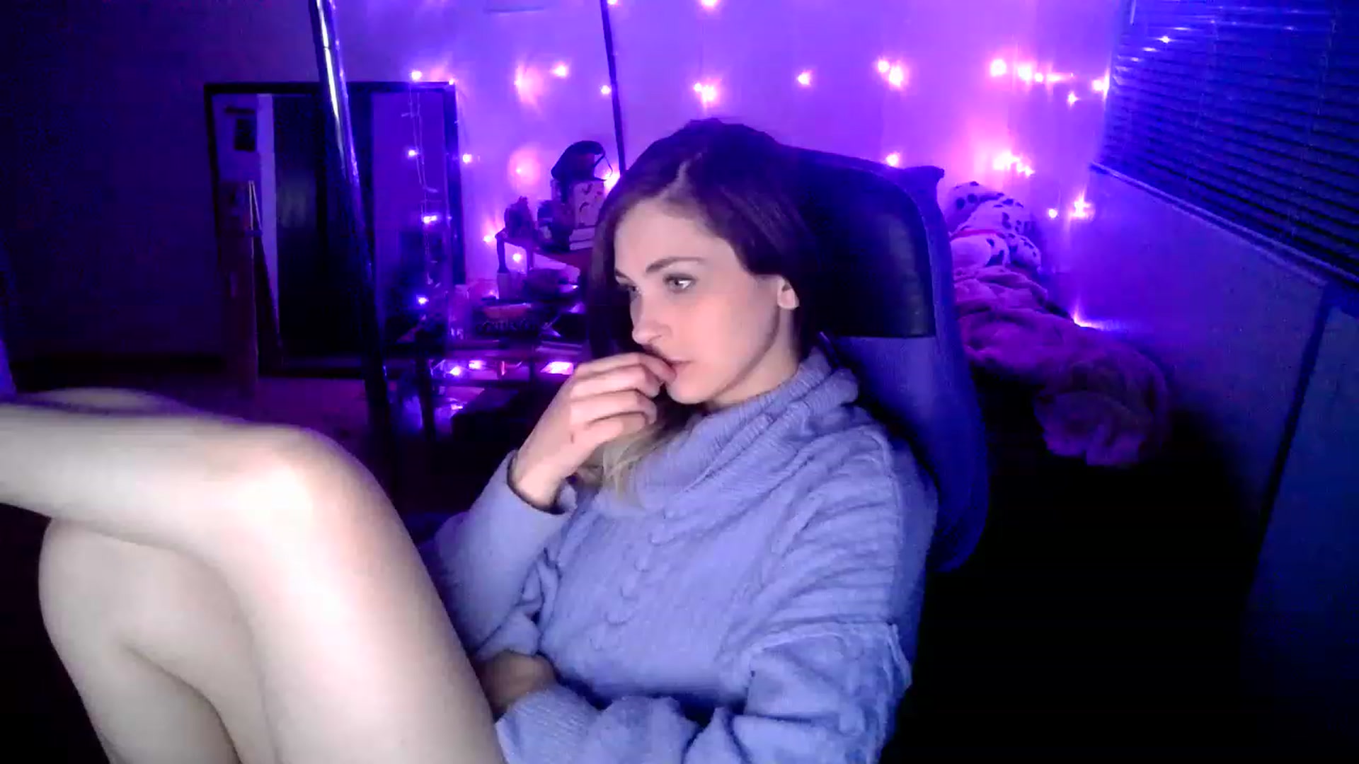 Gallery image thumbnail from MissDaliah's myfreecams stream on, 02/23/2023, 10:19 image 17 of 20