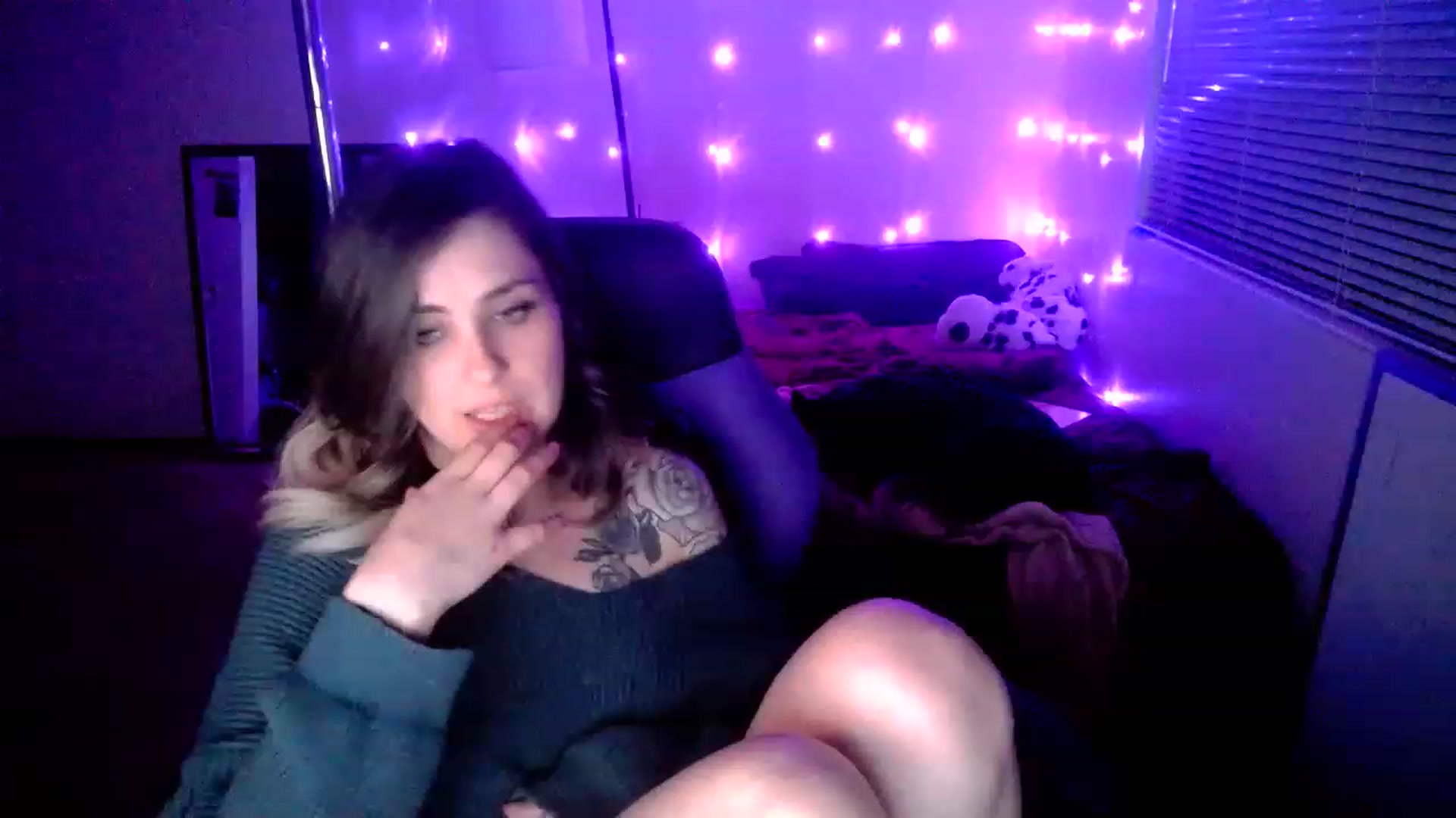 Gallery image thumbnail from MissDaliah's myfreecams stream on, 02/24/2023, 11:33 image 19 of 20