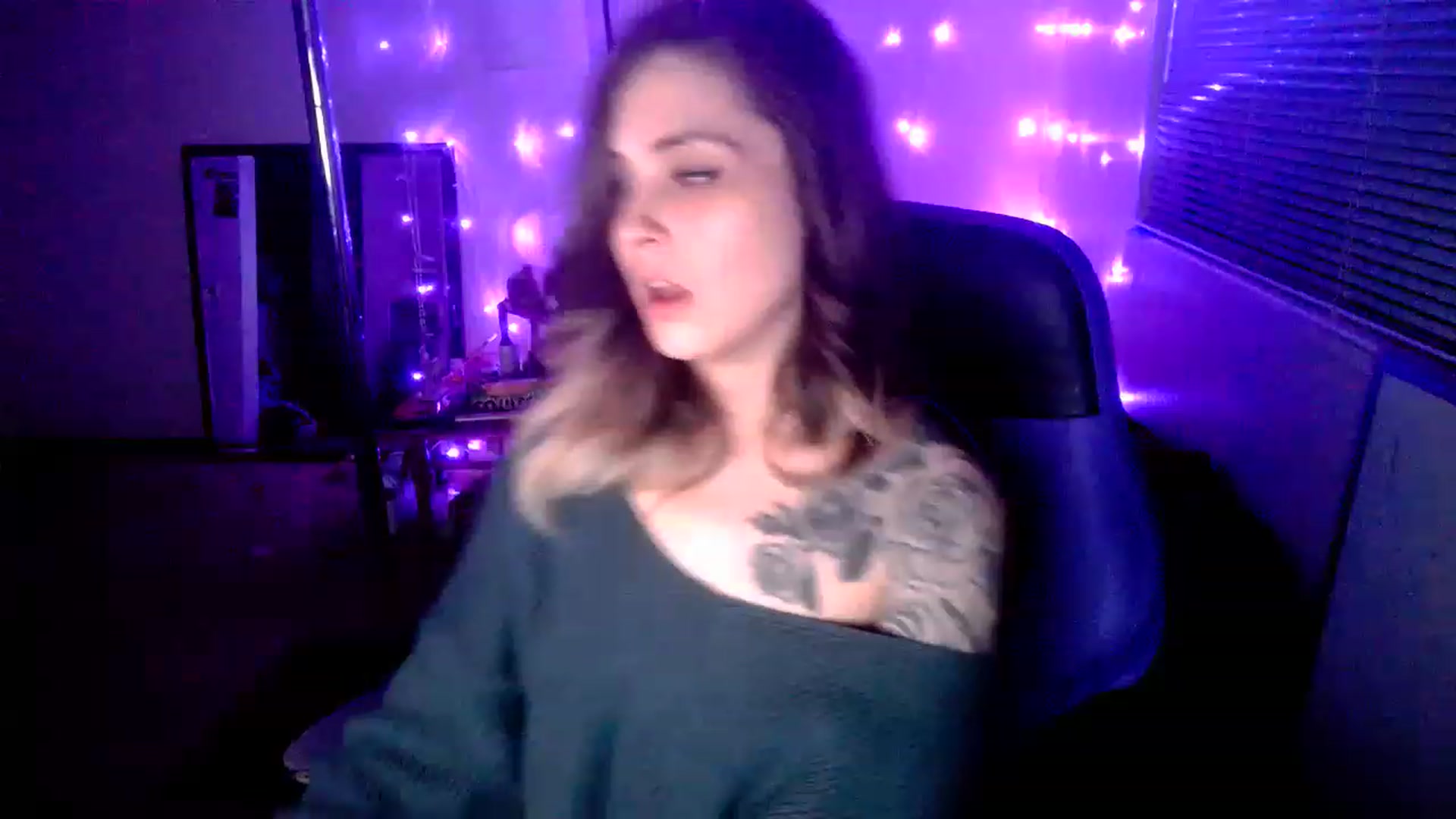 Gallery image thumbnail from MissDaliah's myfreecams stream on, 02/24/2023, 11:33 image 16 of 20