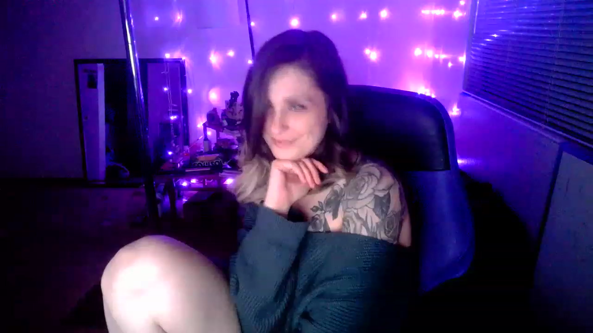 Gallery image thumbnail from MissDaliah's myfreecams stream on, 02/24/2023, 11:33 image 13 of 20