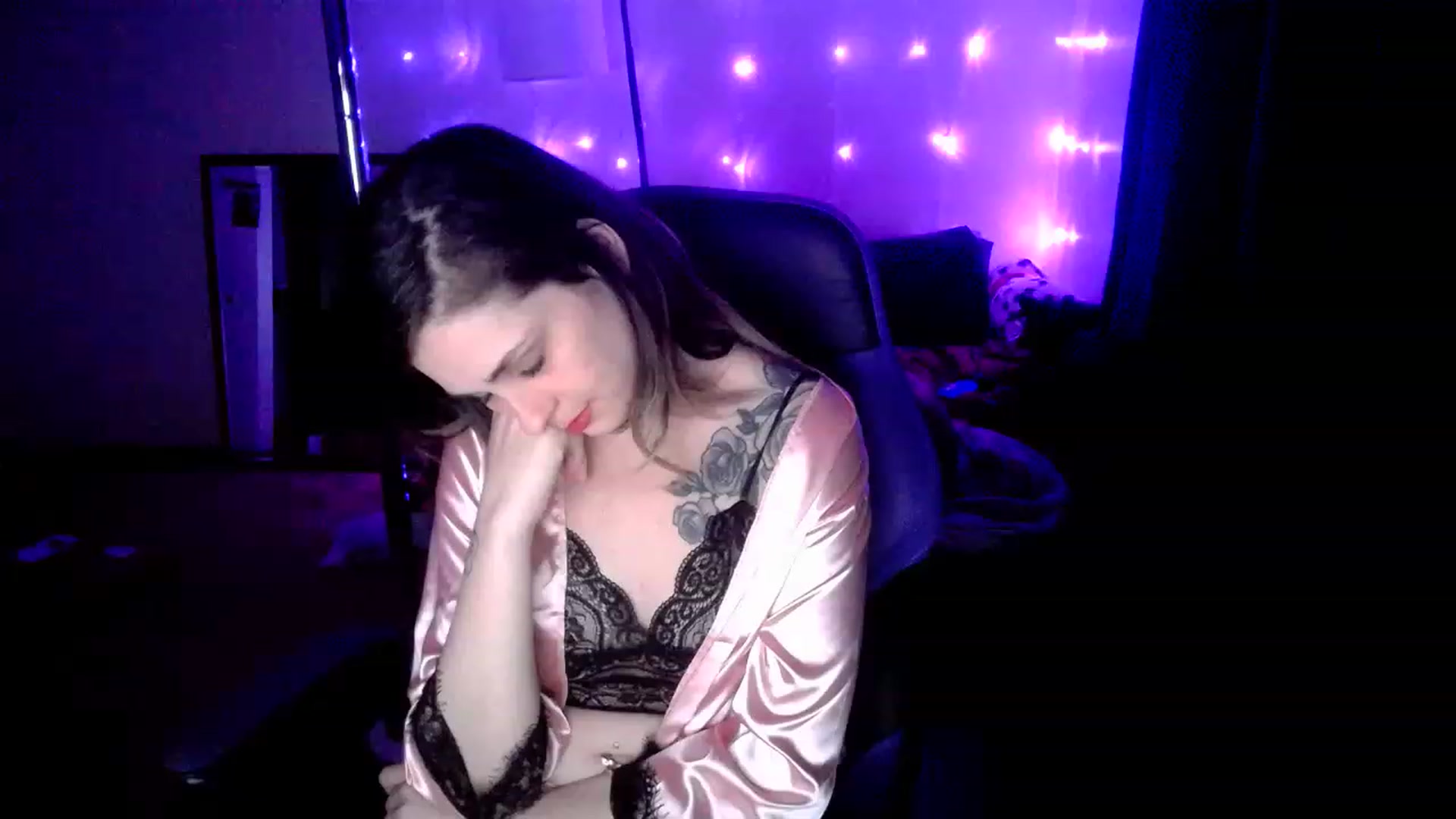 Gallery image thumbnail from MissDaliah's myfreecams stream on, 03/09/2023, 11:11 image 19 of 20