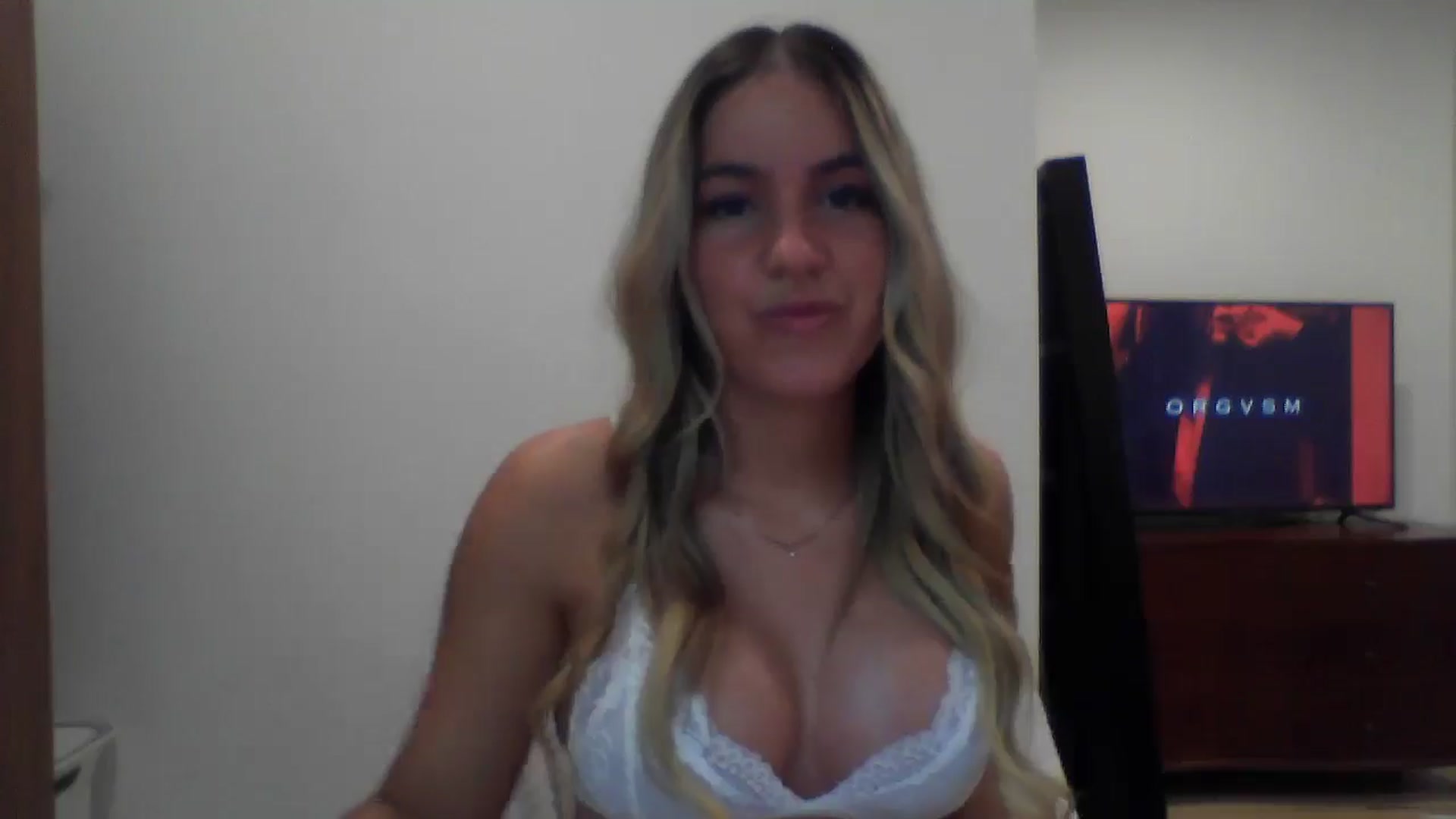 Gallery image thumbnail from MissDelphine's myfreecams stream on, 05/21/2025, 15:51 image 7 of 20