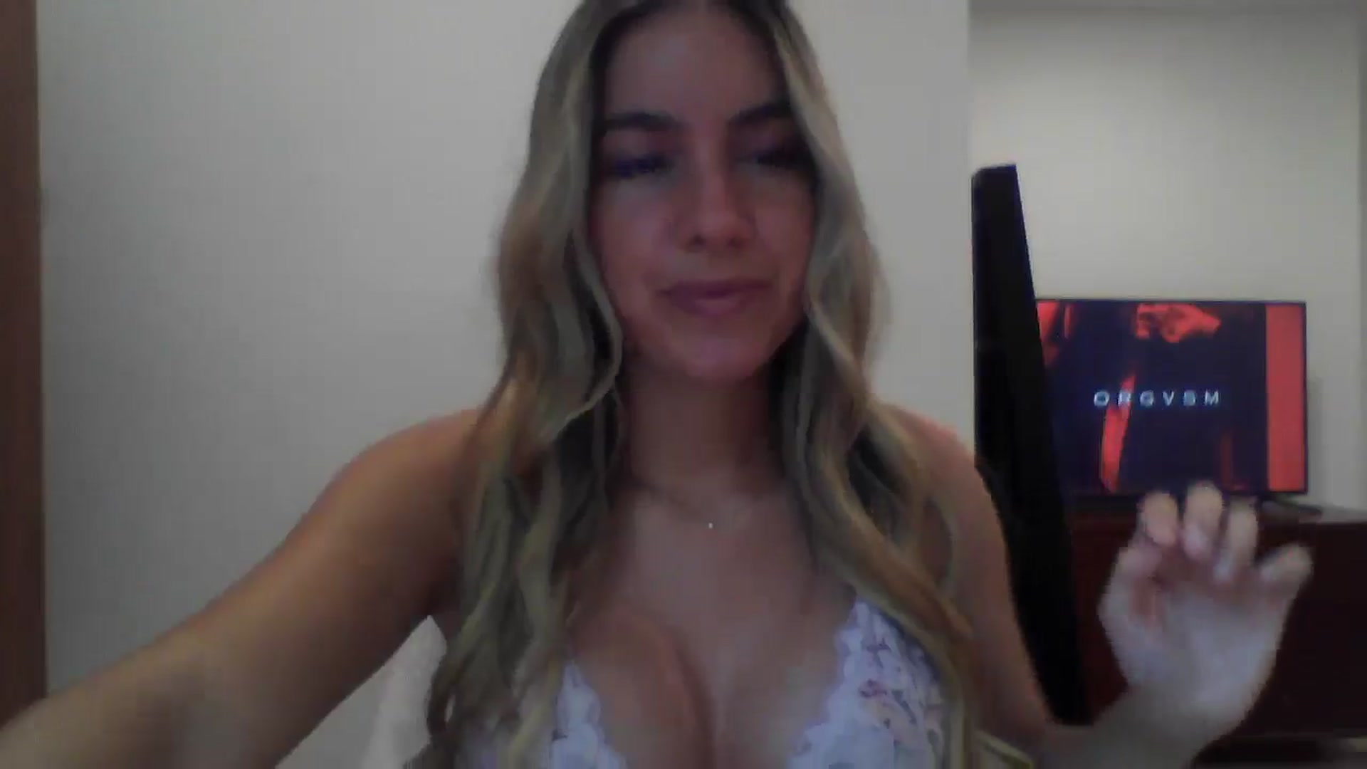 Gallery image thumbnail from MissDelphine's myfreecams stream on, 05/21/2025, 15:51 image 18 of 20