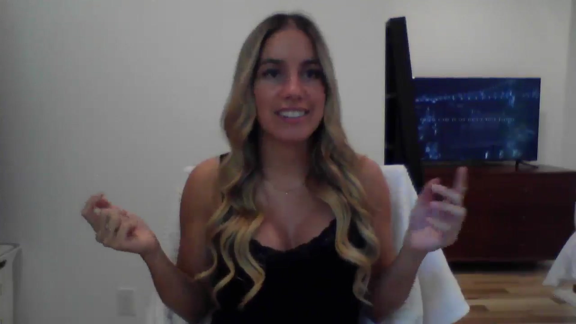 Gallery image thumbnail from MissDelphine's myfreecams stream on, 05/27/2025, 15:02 image 19 of 20