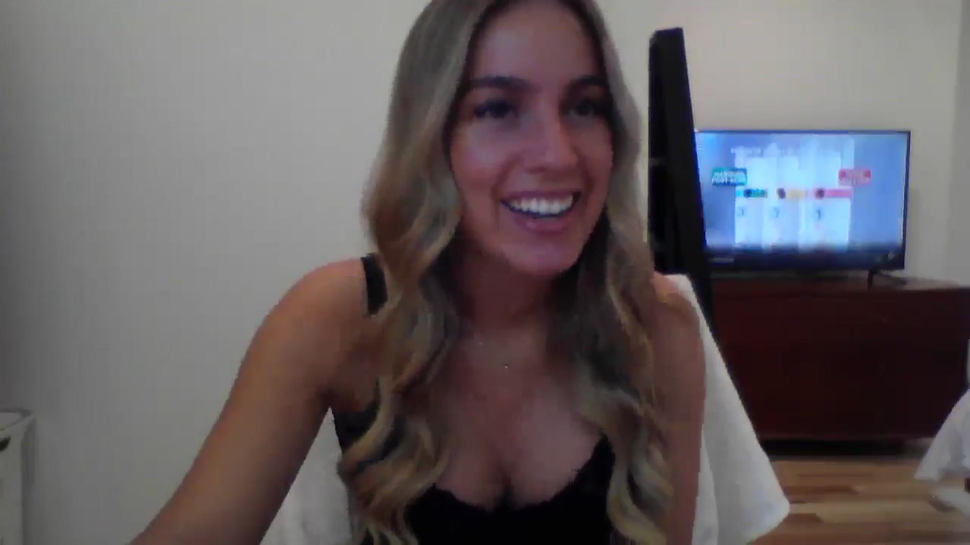 Gallery image thumbnail from MissDelphine's myfreecams stream on, 05/27/2025, 15:02 image 5 of 20