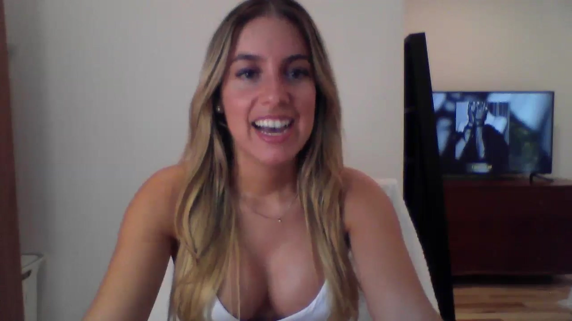 Gallery image thumbnail from MissDelphine's myfreecams stream on, 05/28/2025, 17:23 image 18 of 20