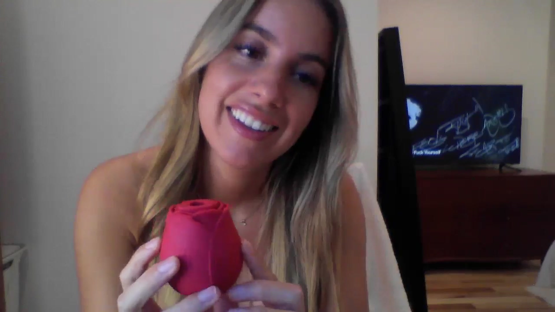 Gallery image thumbnail from MissDelphine's myfreecams stream on, 05/28/2025, 17:23 image 7 of 20