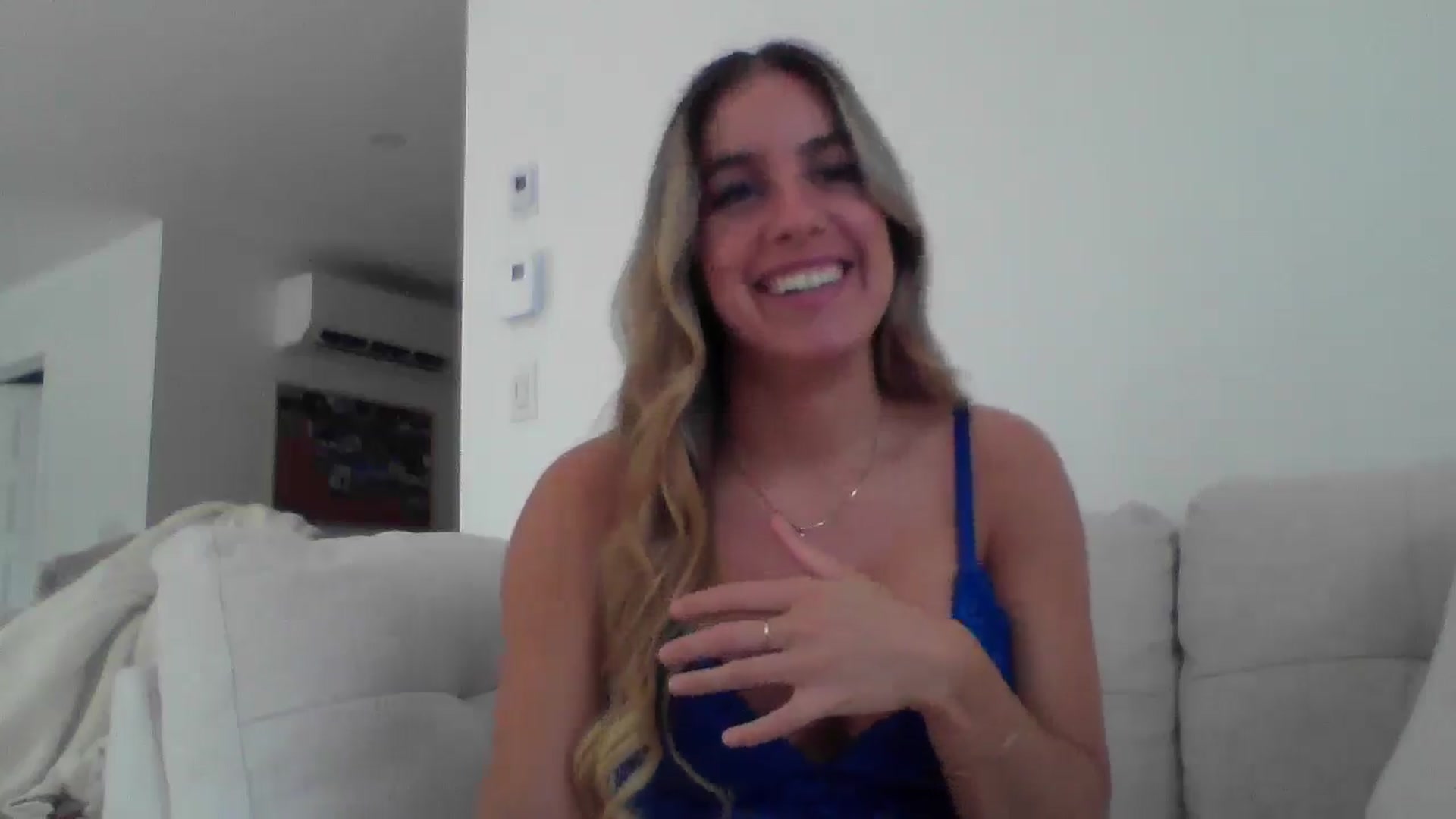 Gallery image thumbnail from MissDelphine's myfreecams stream on, 06/03/2025, 16:35 image 3 of 20