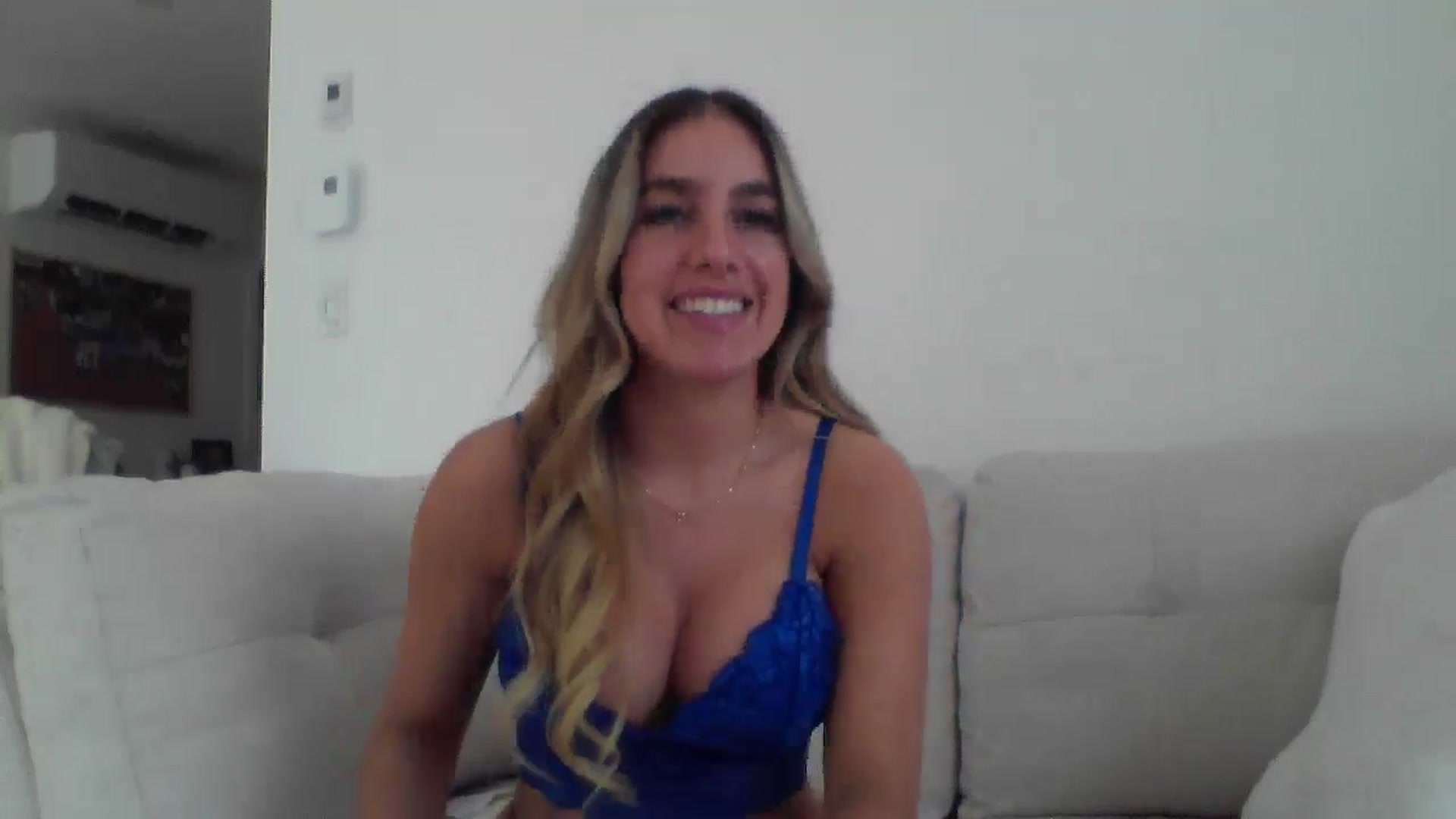Gallery image thumbnail from MissDelphine's myfreecams stream on, 06/03/2025, 16:35 image 20 of 20