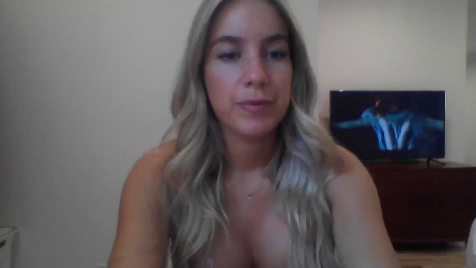 Gallery image thumbnail from MissDelphine's myfreecams stream on, 06/13/2025, 16:40 image 3 of 20
