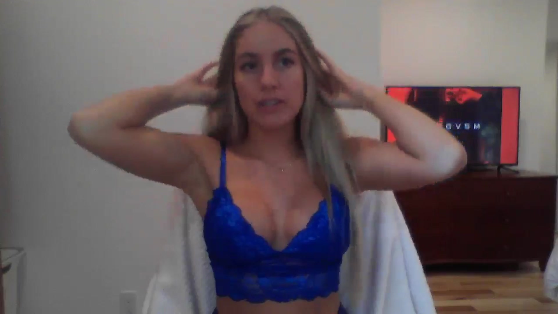 Gallery image thumbnail from MissDelphine's myfreecams stream on, 06/16/2025, 17:33 image 6 of 20