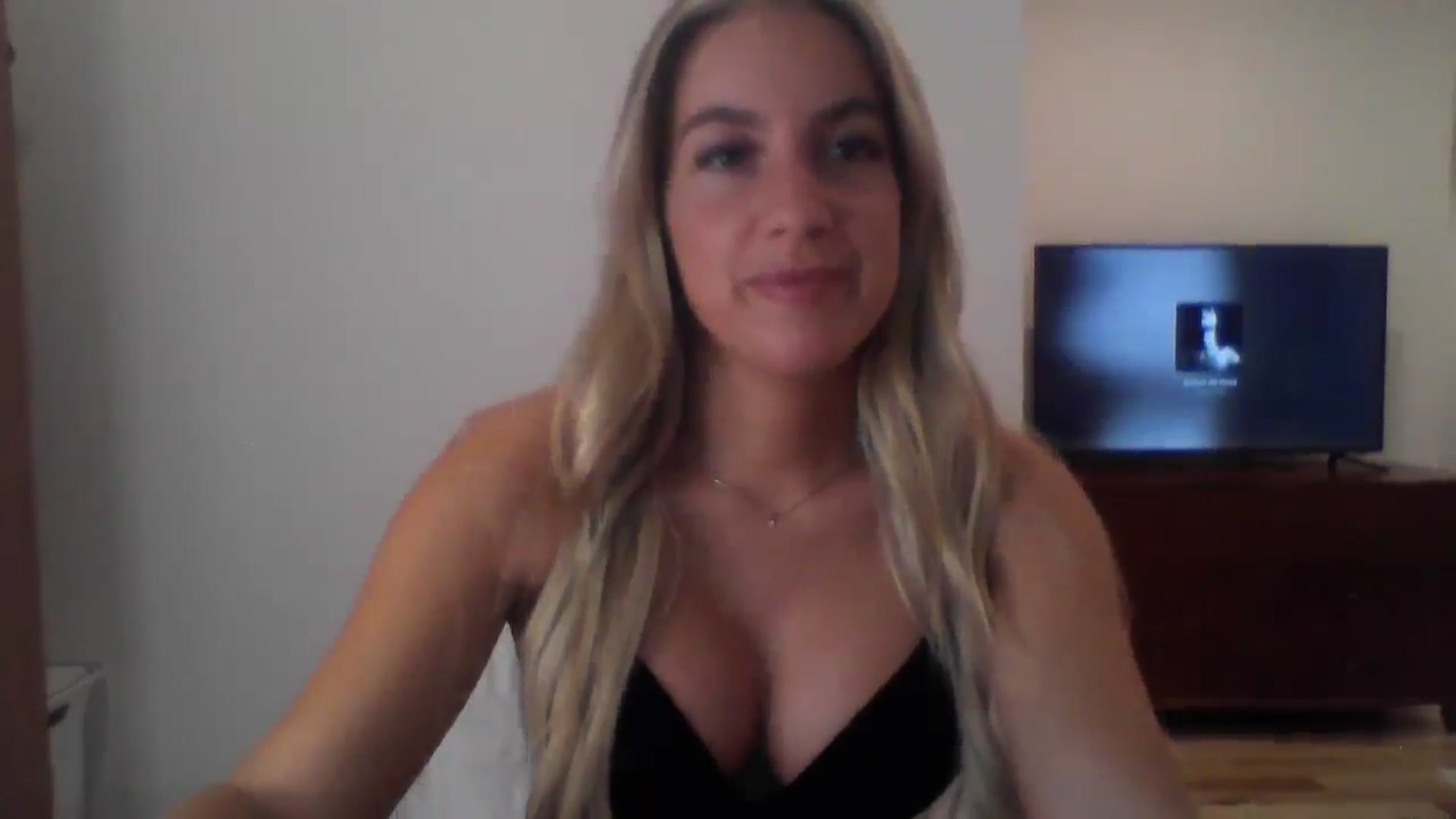 Gallery image thumbnail from MissDelphine's myfreecams stream on, 06/18/2025, 15:59 image 7 of 20