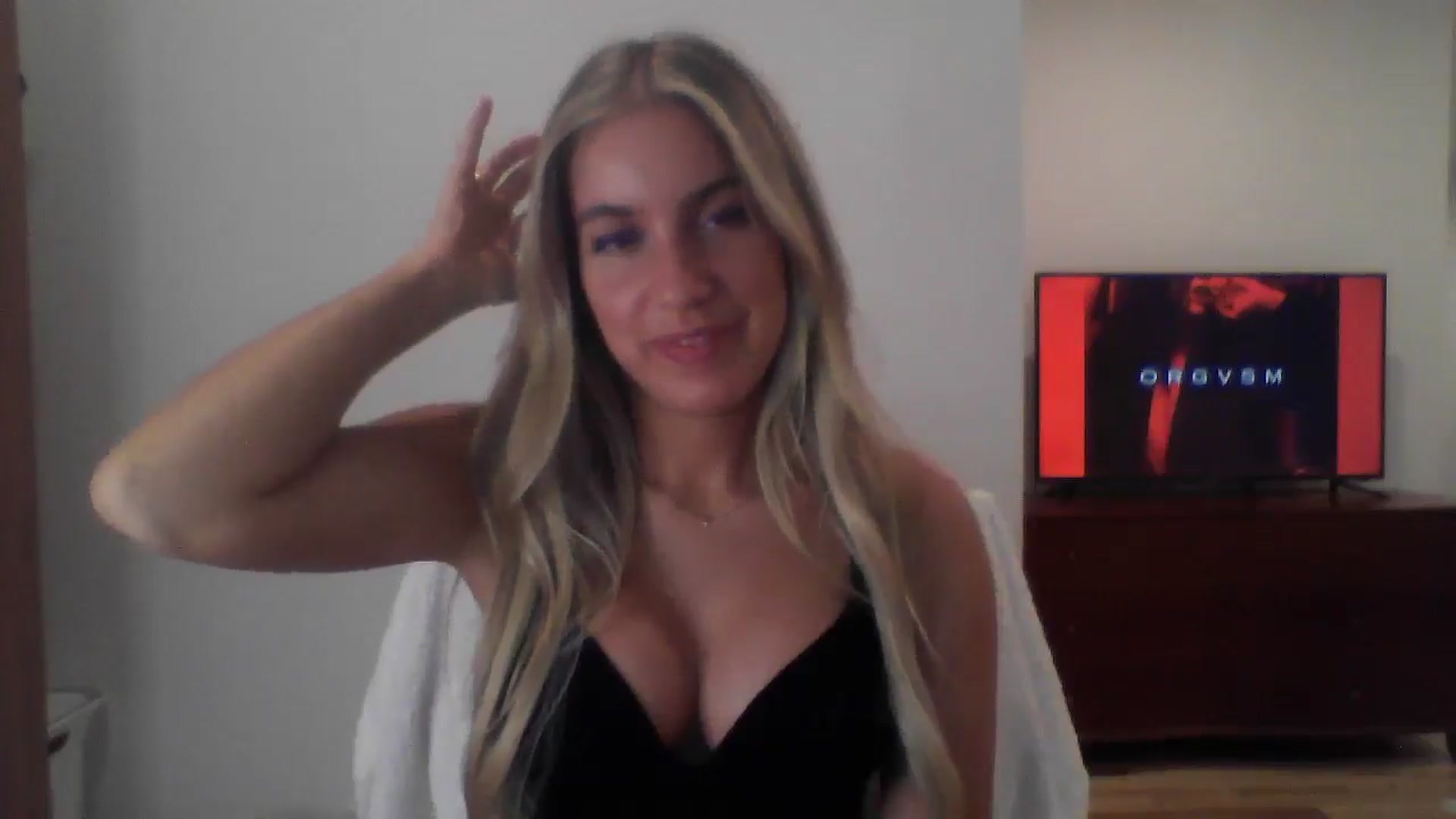 Gallery image thumbnail from MissDelphine's myfreecams stream on, 06/18/2025, 16:46 image 7 of 20