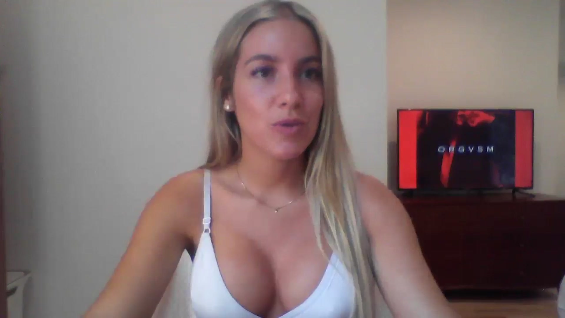 Gallery image thumbnail from MissDelphine's myfreecams stream on, 06/20/2025, 17:40 image 4 of 20