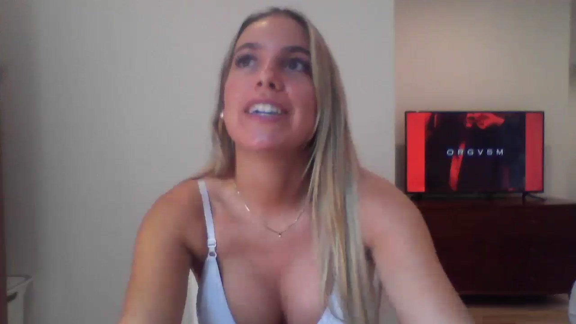 Gallery image thumbnail from MissDelphine's myfreecams stream on, 06/20/2025, 17:40 image 9 of 20
