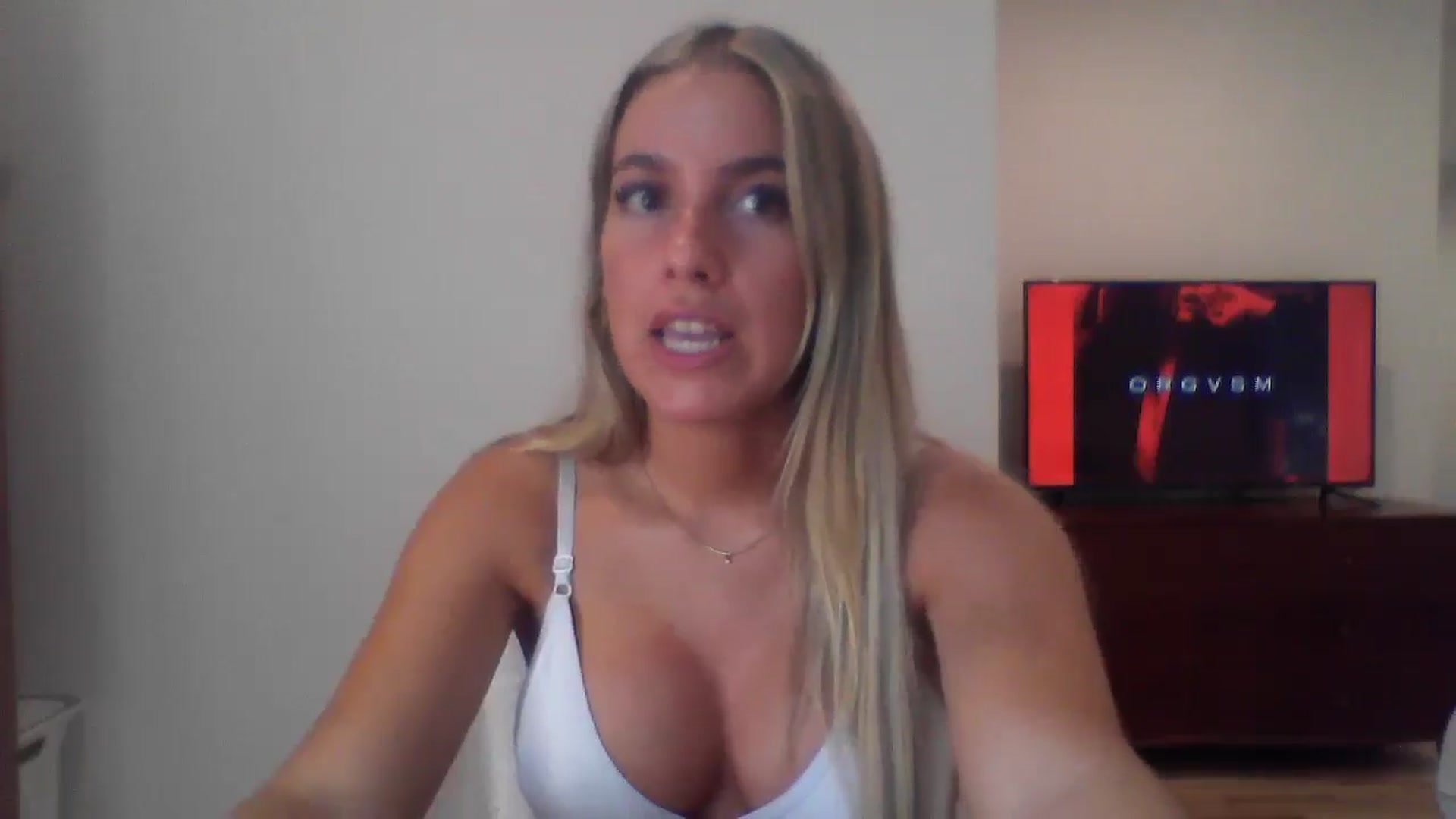 Gallery image thumbnail from MissDelphine's myfreecams stream on, 06/20/2025, 17:40 image 13 of 20