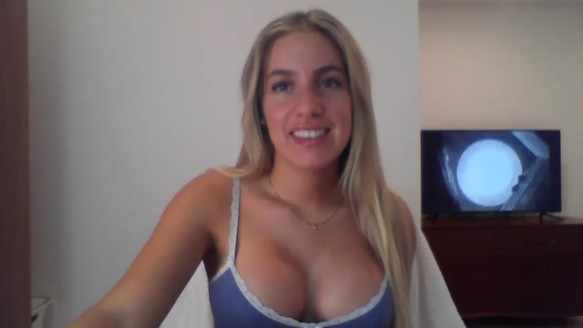 Gallery image thumbnail from MissDelphine's myfreecams stream on, 06/25/2025, 16:27 image 2 of 20