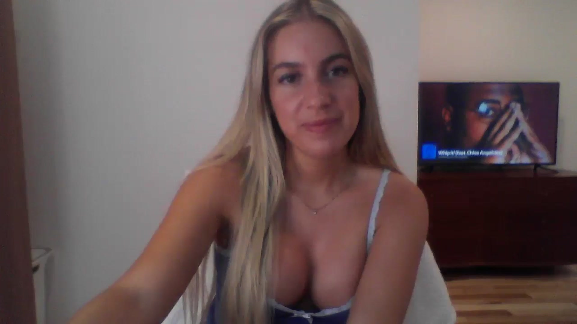 Gallery image thumbnail from MissDelphine's myfreecams stream on, 06/25/2025, 17:30 image 19 of 20
