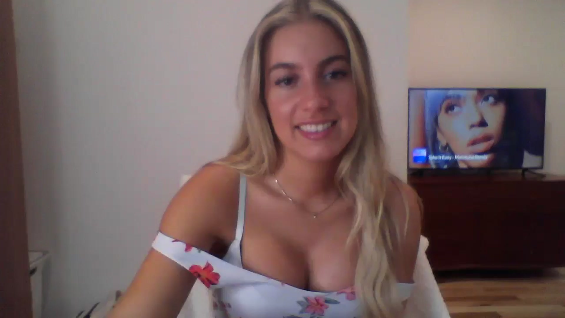 Gallery image thumbnail from MissDelphine's myfreecams stream on, 06/26/2025, 17:47 image 7 of 20