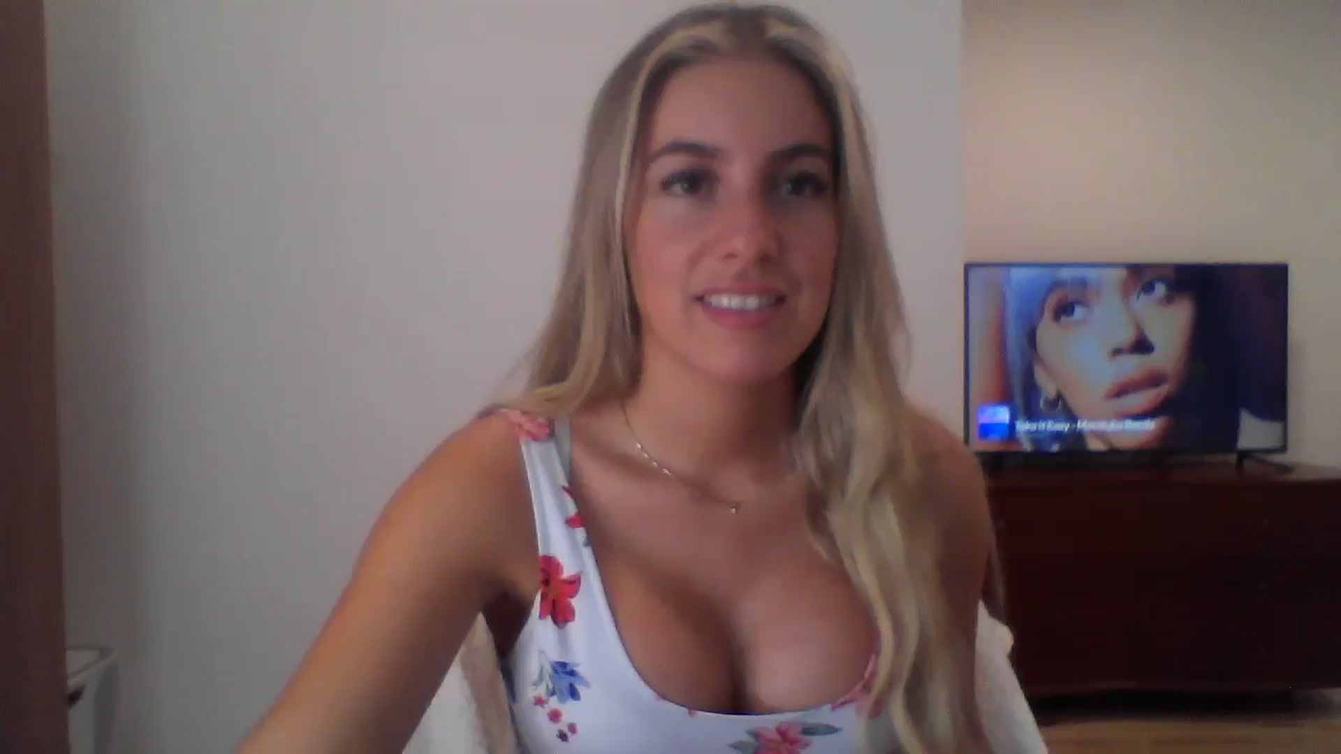 Gallery image thumbnail from MissDelphine's myfreecams stream on, 06/26/2025, 17:47 image 1 of 20