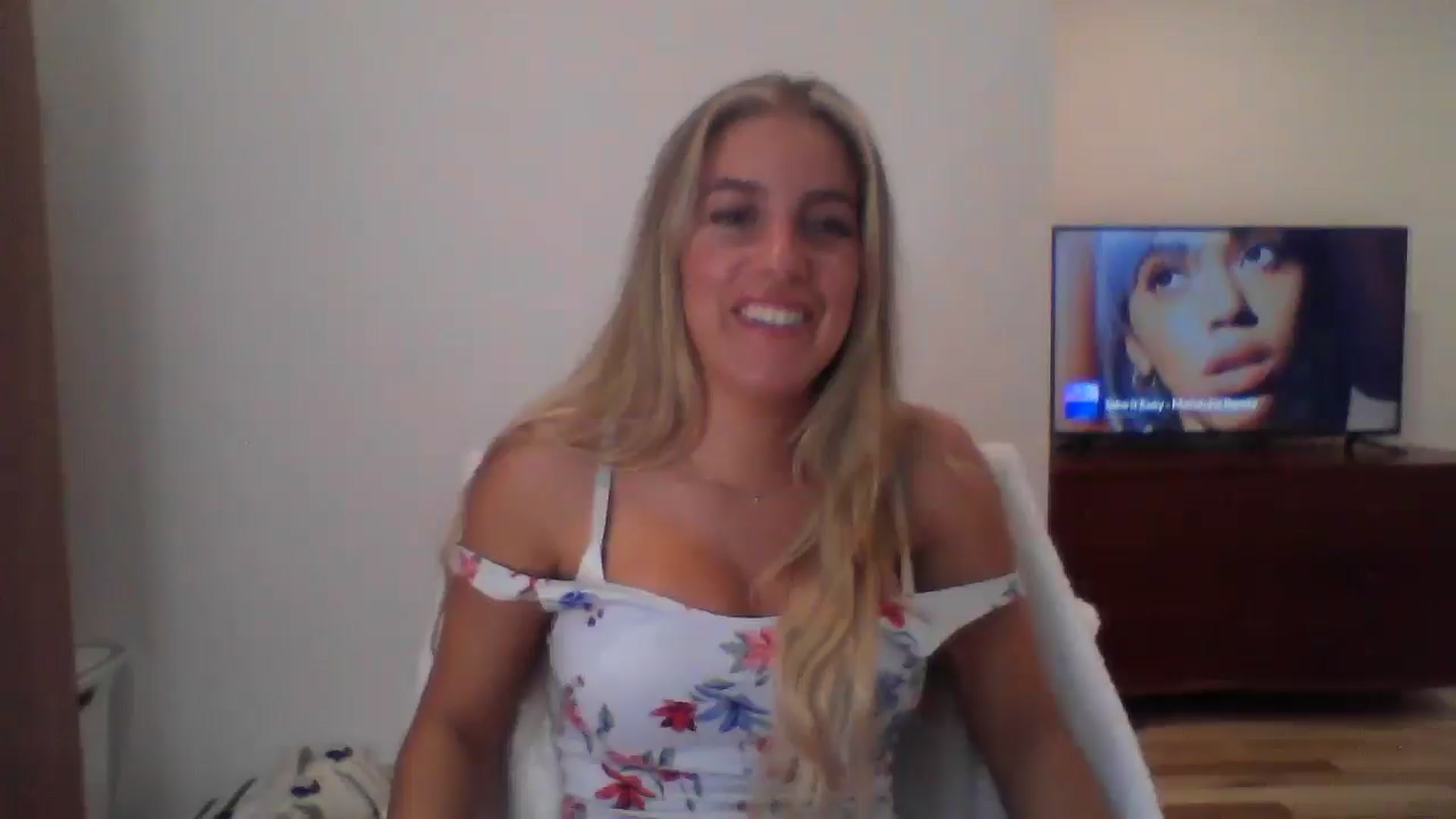 Gallery image thumbnail from MissDelphine's myfreecams stream on, 06/26/2025, 17:47 image 8 of 20