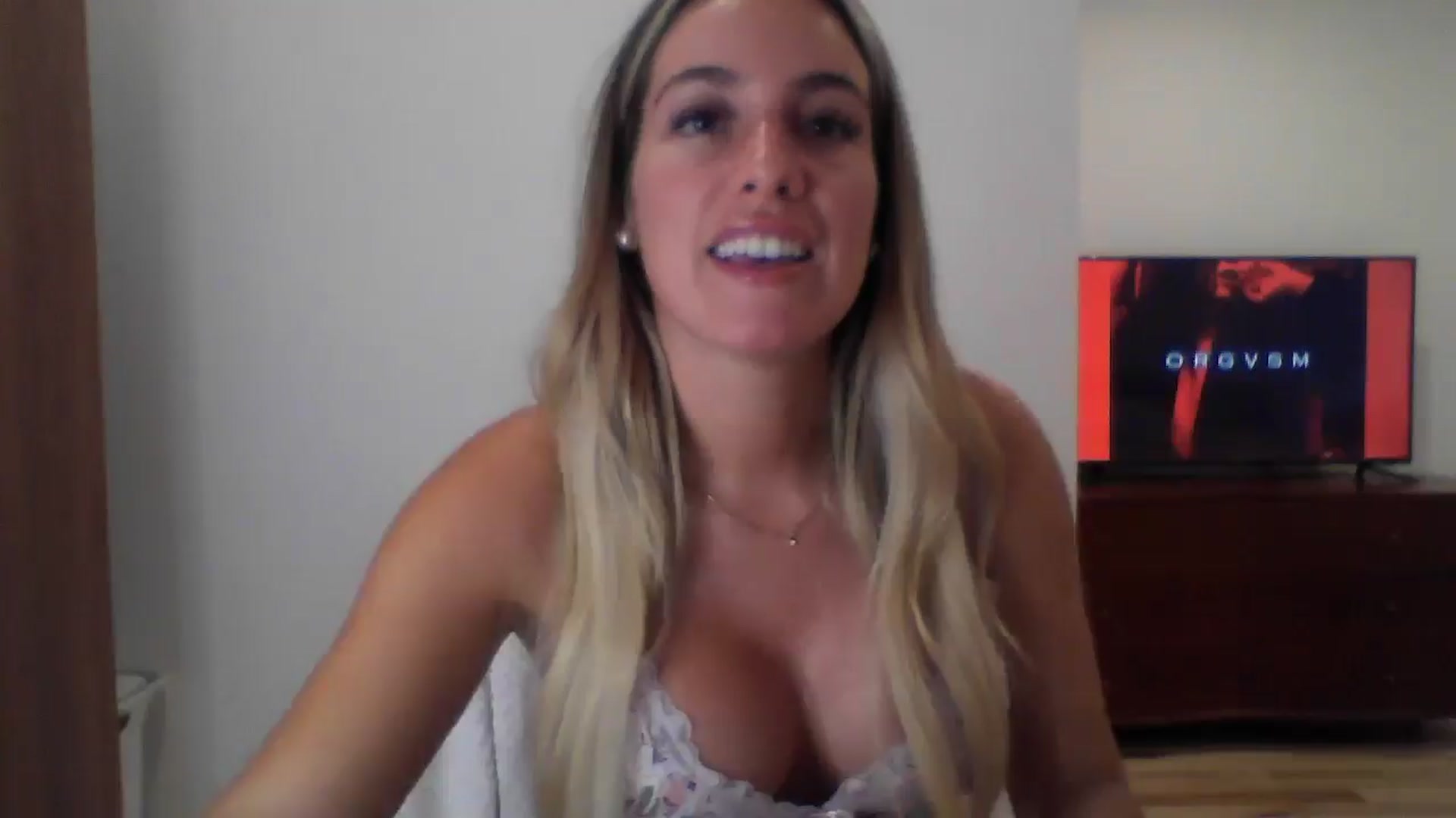 Gallery image thumbnail from MissDelphine's myfreecams stream on, 08/13/2025, 16:29 image 7 of 20