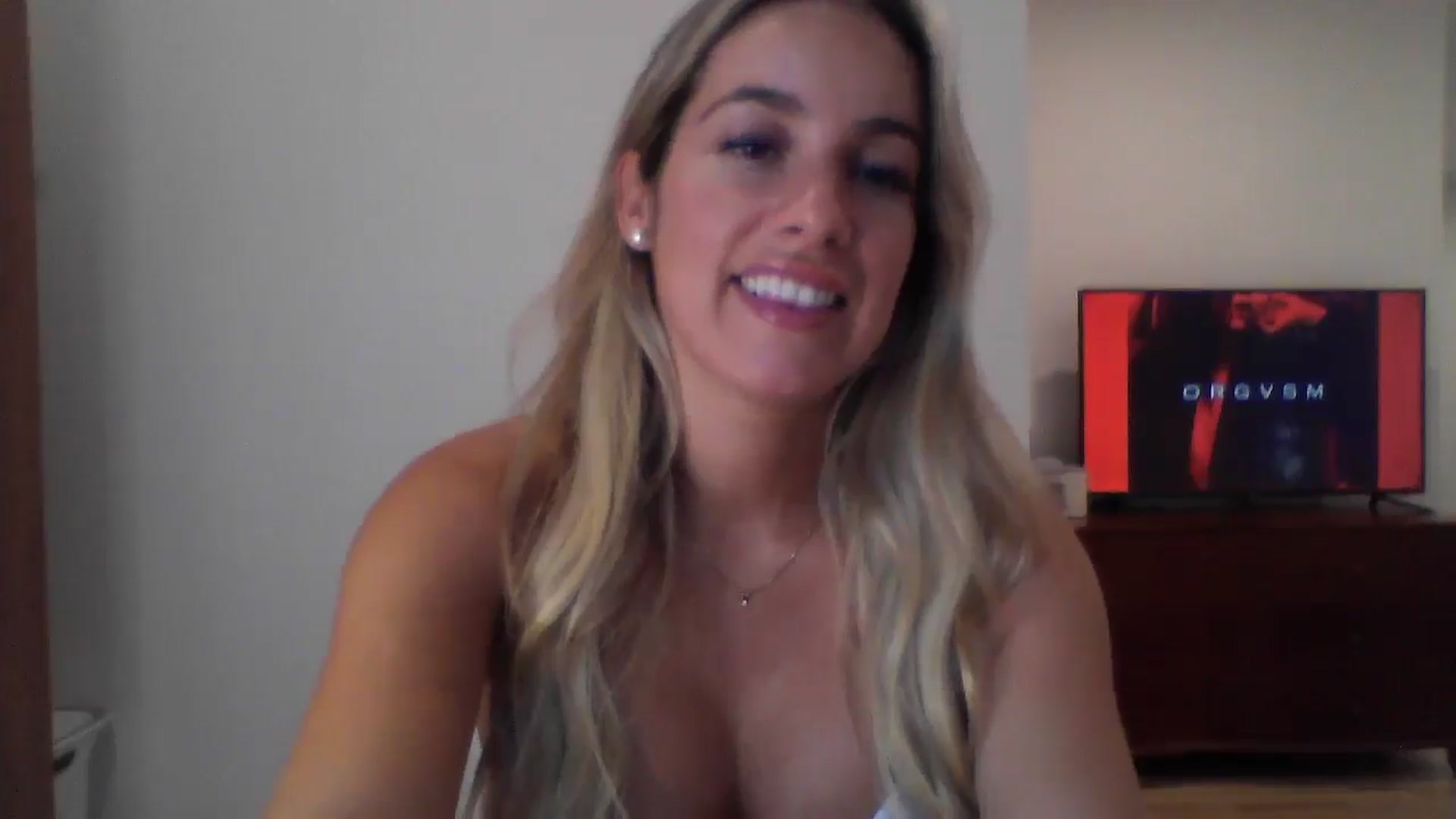 Gallery image thumbnail from MissDelphine's myfreecams stream on, 08/18/2025, 16:20 image 13 of 20