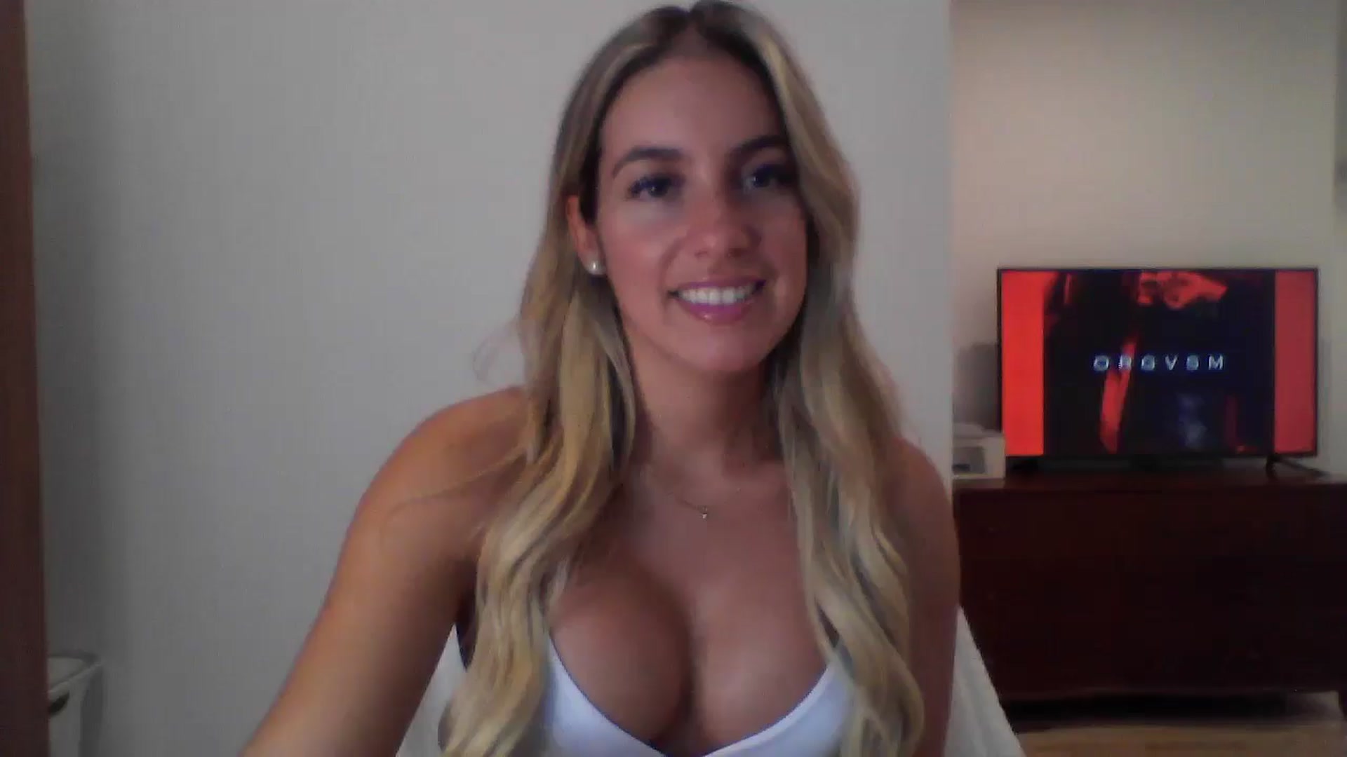 Gallery image thumbnail from MissDelphine's myfreecams stream on, 08/18/2025, 16:20 image 20 of 20