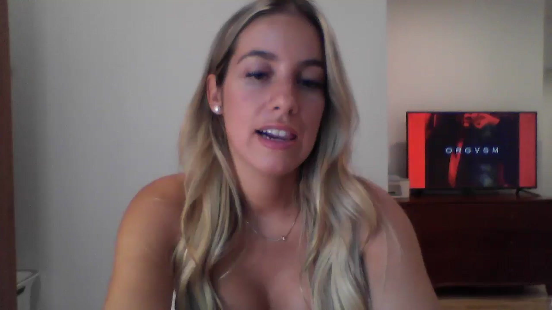Gallery image thumbnail from MissDelphine's myfreecams stream on, 08/18/2025, 17:45 image 15 of 20