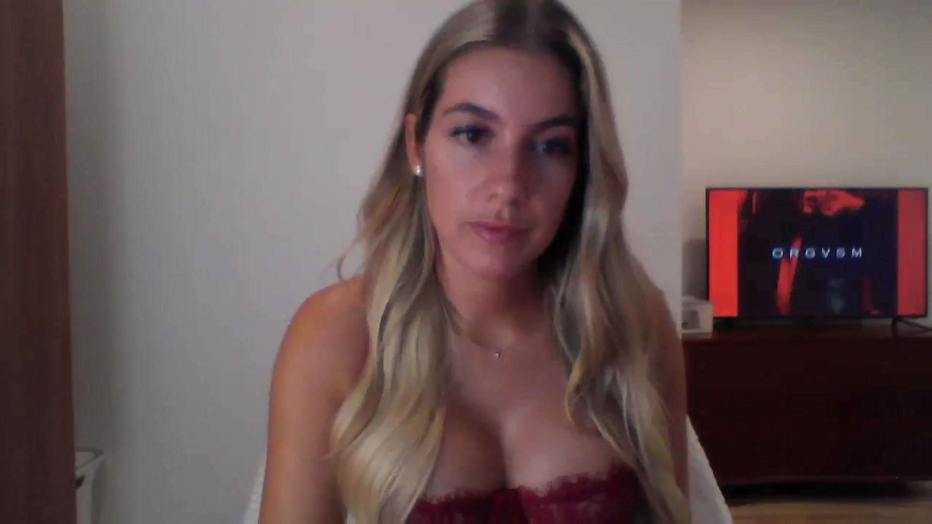 Gallery image thumbnail from MissDelphine's myfreecams stream on, 08/19/2025, 16:50 image 13 of 20