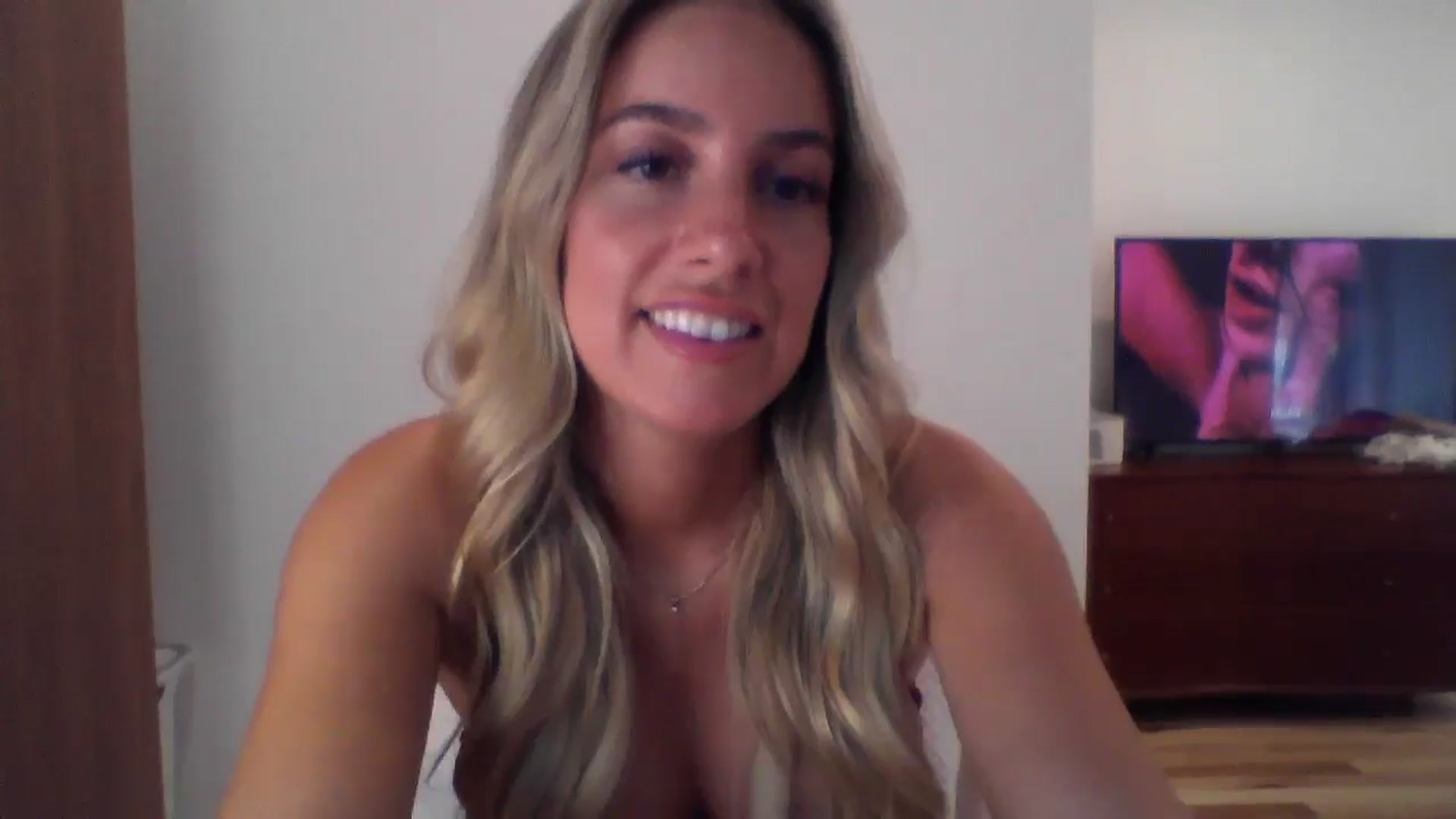 Gallery image thumbnail from MissDelphine's myfreecams stream on, 09/03/2025, 17:34 image 2 of 20