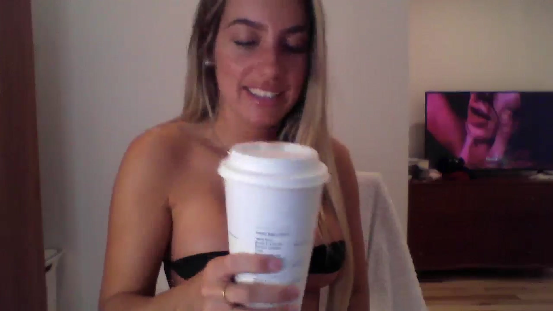 Gallery image thumbnail from MissDelphine's myfreecams stream on, 09/17/2025, 16:20 image 6 of 20