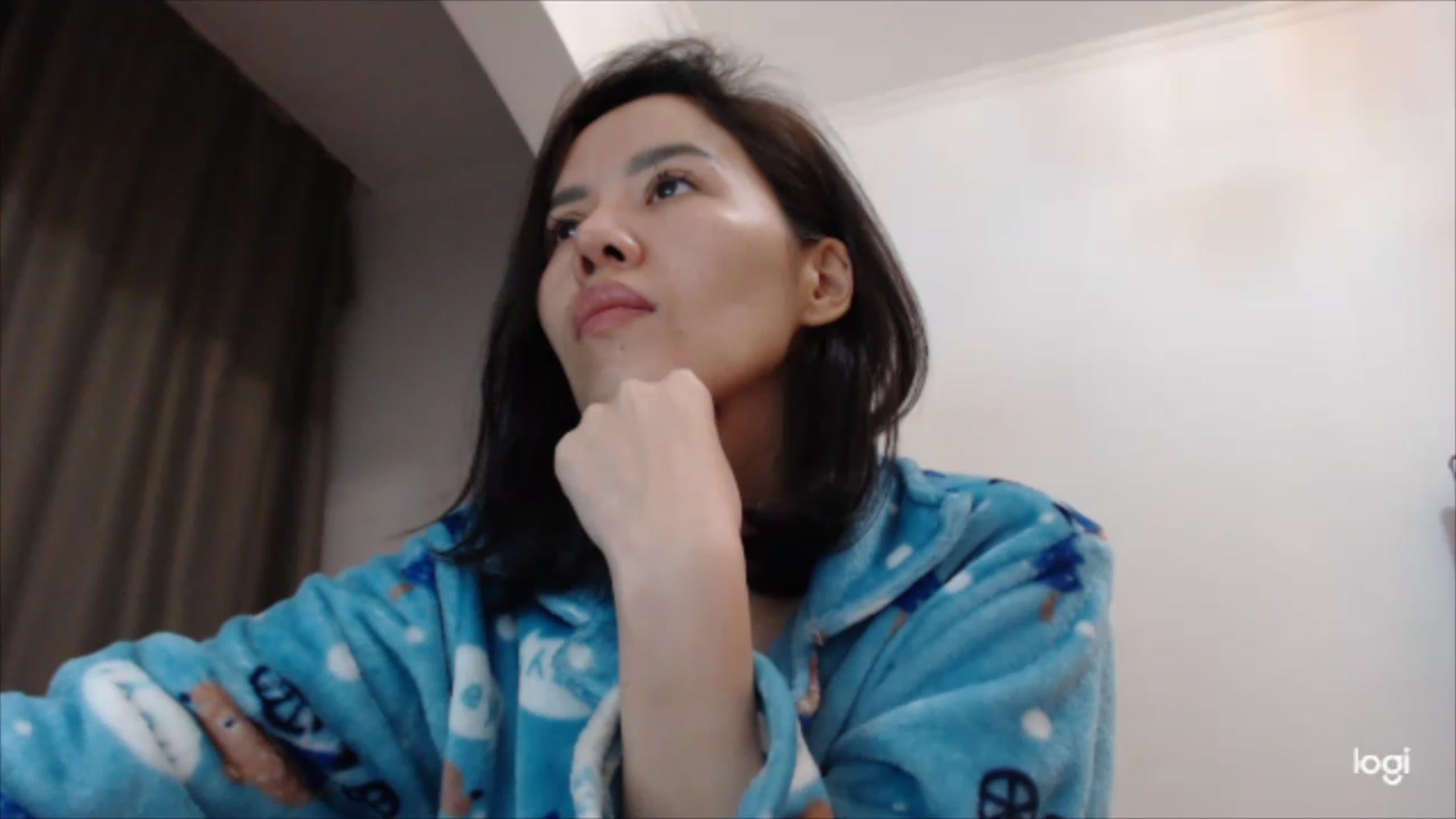 Gallery image thumbnail from MissDia_'s myfreecams stream on, 04/09/2023, 21:35 image 18 of 20