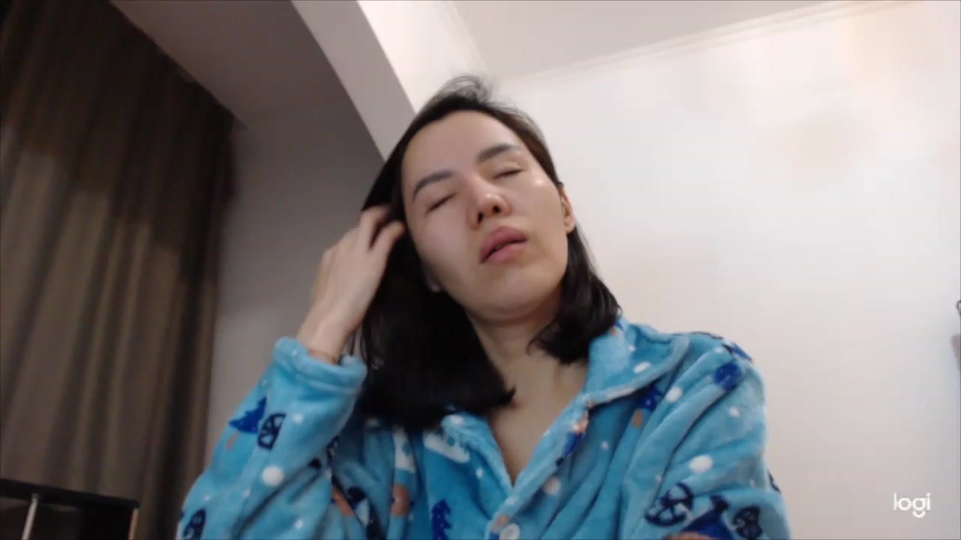 Gallery image thumbnail from MissDia_'s myfreecams stream on, 04/09/2023, 21:35 image 20 of 20