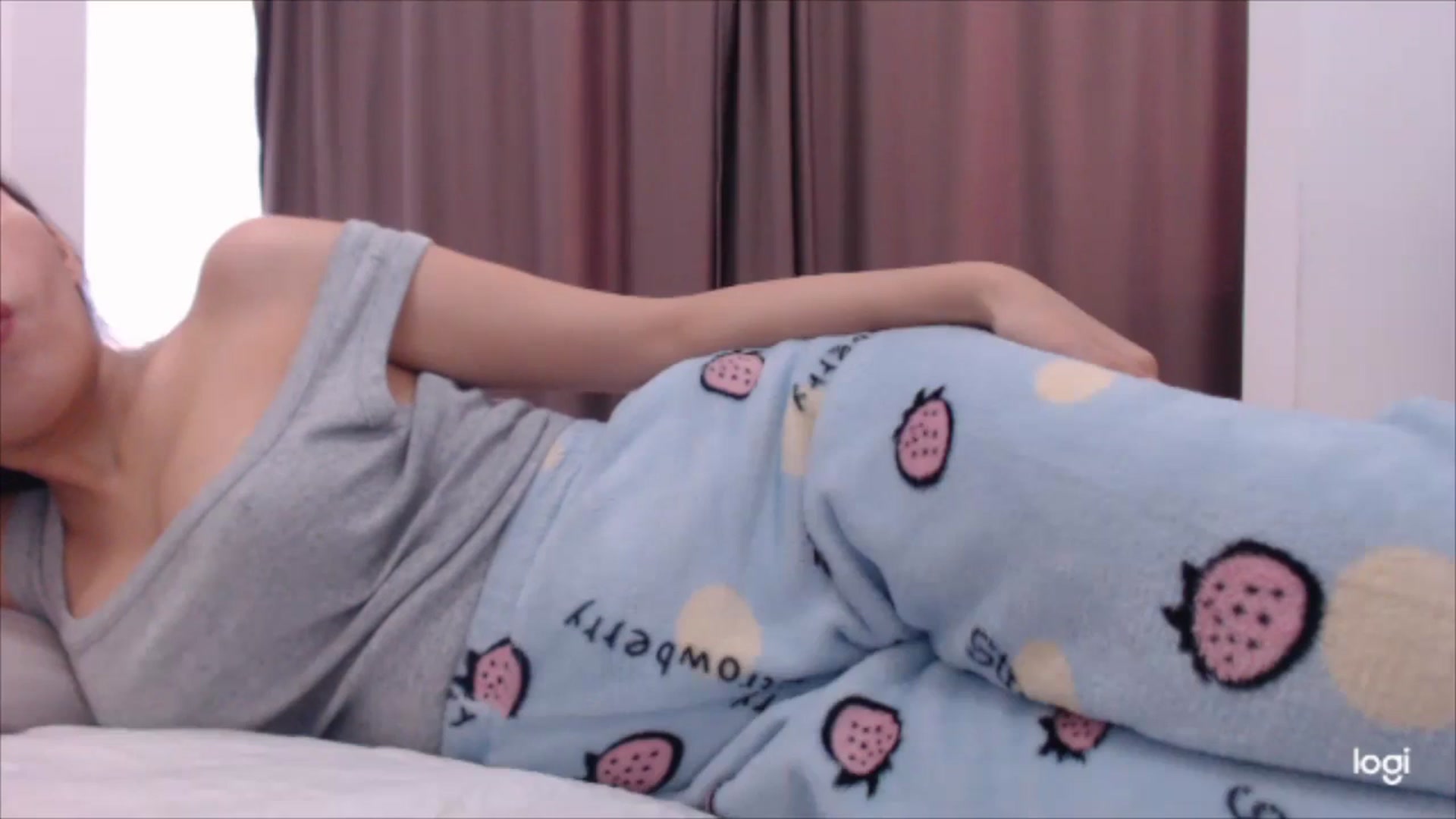 Gallery image thumbnail from MissDia_'s myfreecams stream on, 01/03/2024, 09:29 image 16 of 20