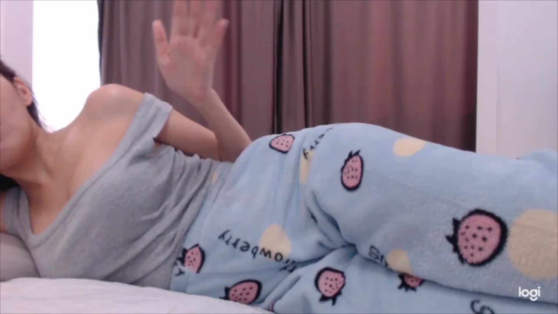 Gallery image thumbnail from MissDia_'s myfreecams stream on, 01/03/2024, 09:29 image 12 of 20