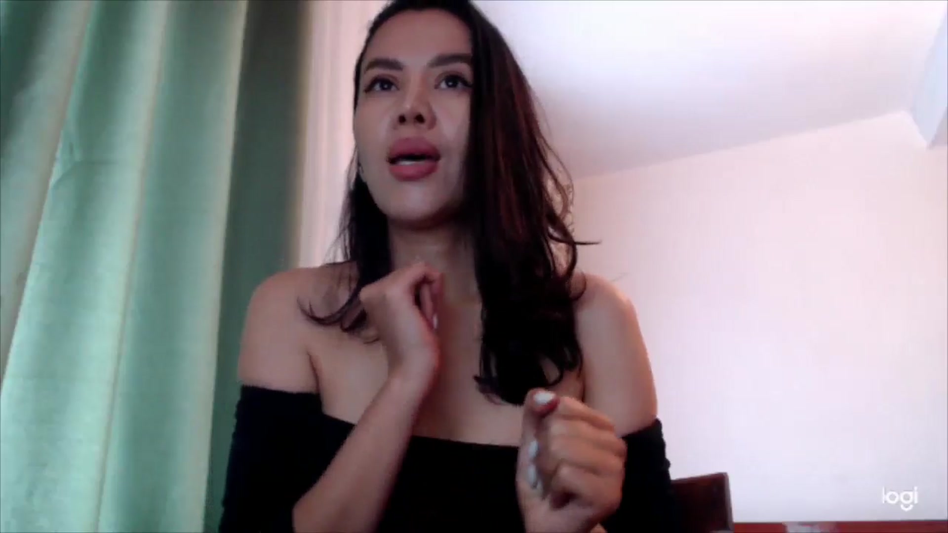 Gallery image thumbnail from MissDia_'s myfreecams stream on, 06/01/2025, 12:29 image 12 of 20