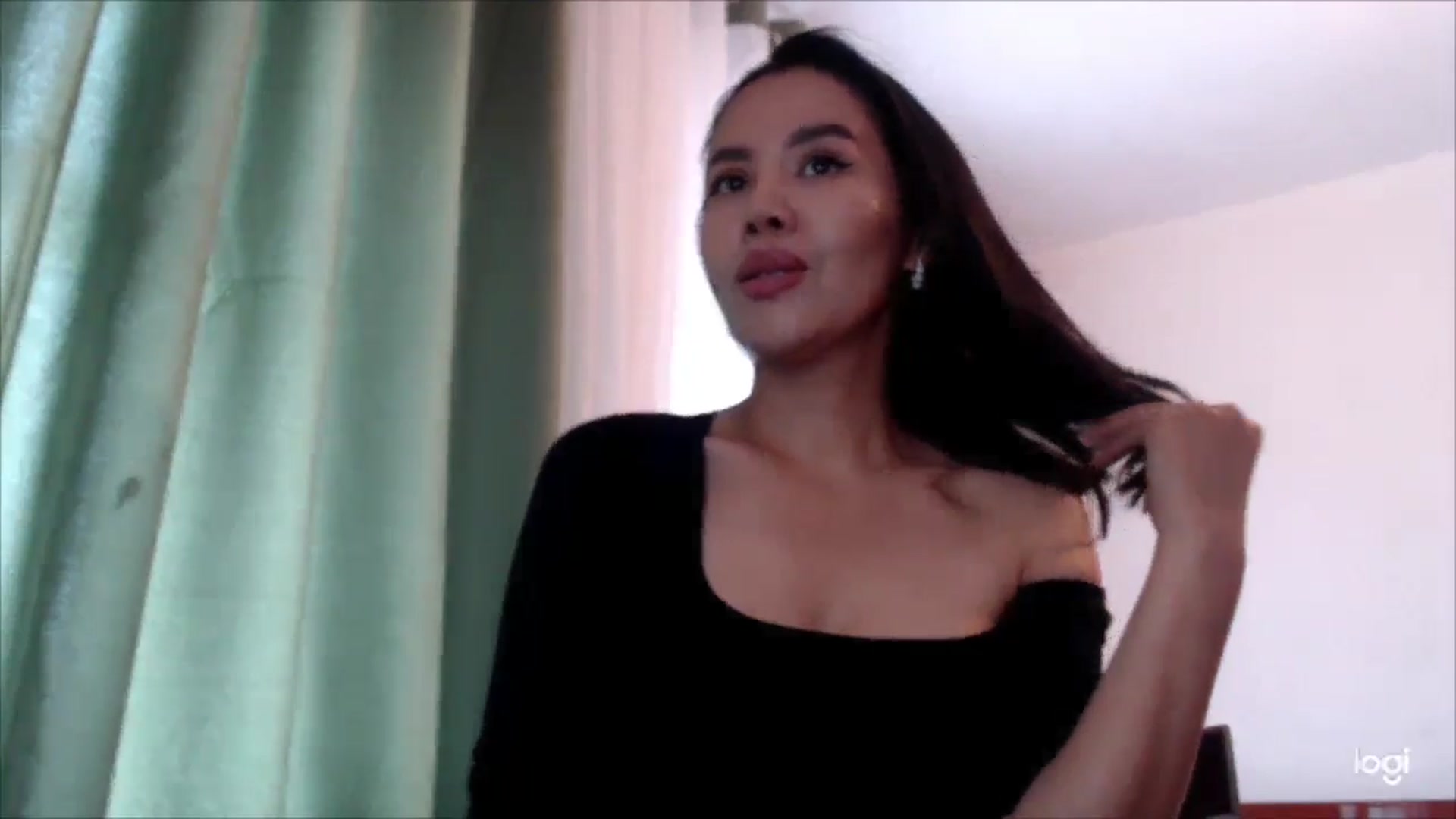 Gallery image thumbnail from MissDia_'s myfreecams stream on, 06/01/2025, 12:29 image 4 of 20