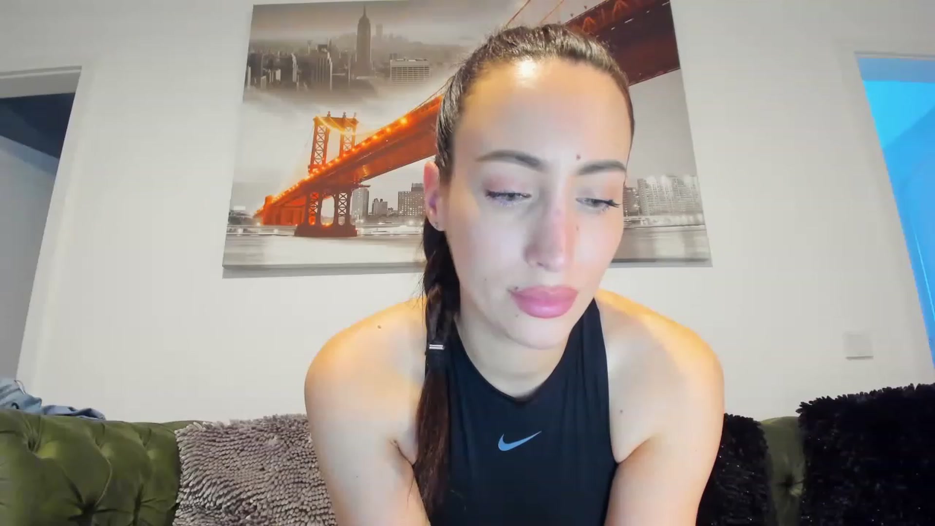 Gallery image thumbnail from MissDivine__'s myfreecams stream on, 01/25/2023, 11:39 image 17 of 20