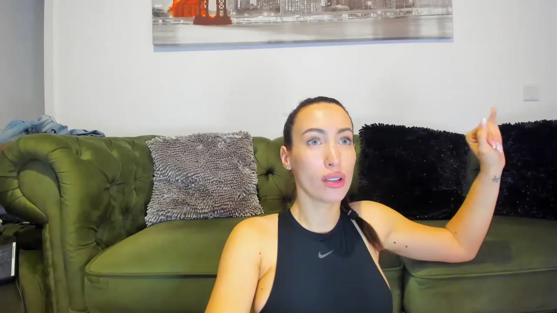 Gallery image thumbnail from MissDivine__'s myfreecams stream on, 01/25/2023, 12:44 image 12 of 20