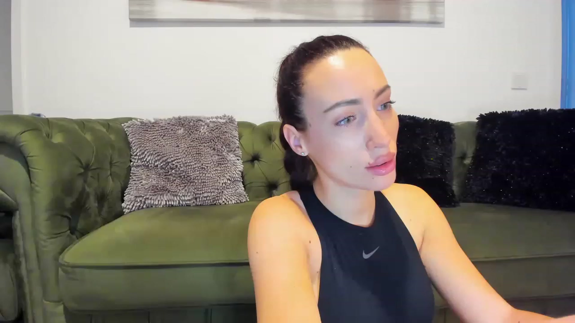 Gallery image thumbnail from MissDivine__'s myfreecams stream on, 01/25/2023, 13:48 image 20 of 20