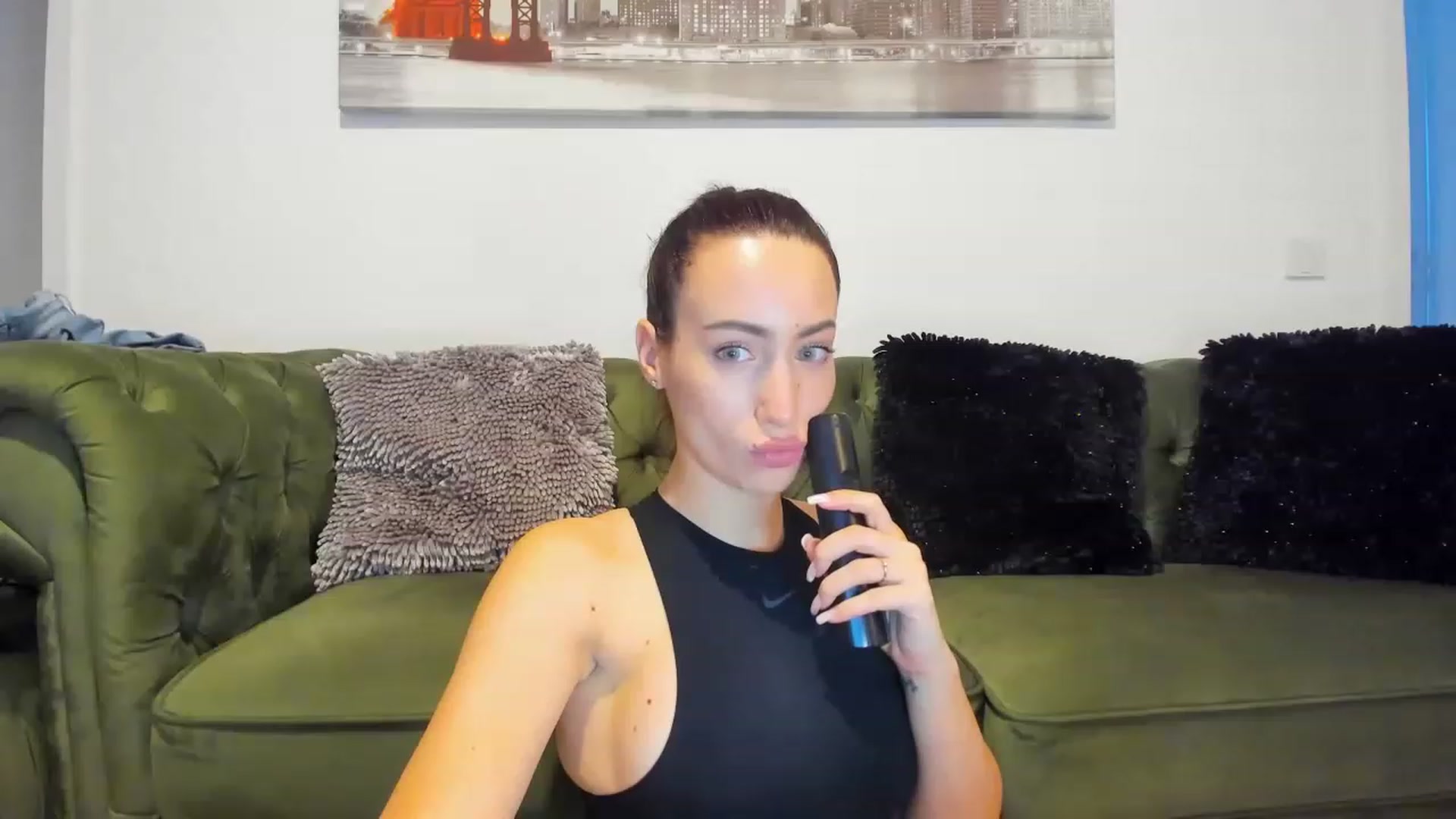 Gallery image thumbnail from MissDivine__'s myfreecams stream on, 01/25/2023, 13:48 image 15 of 20